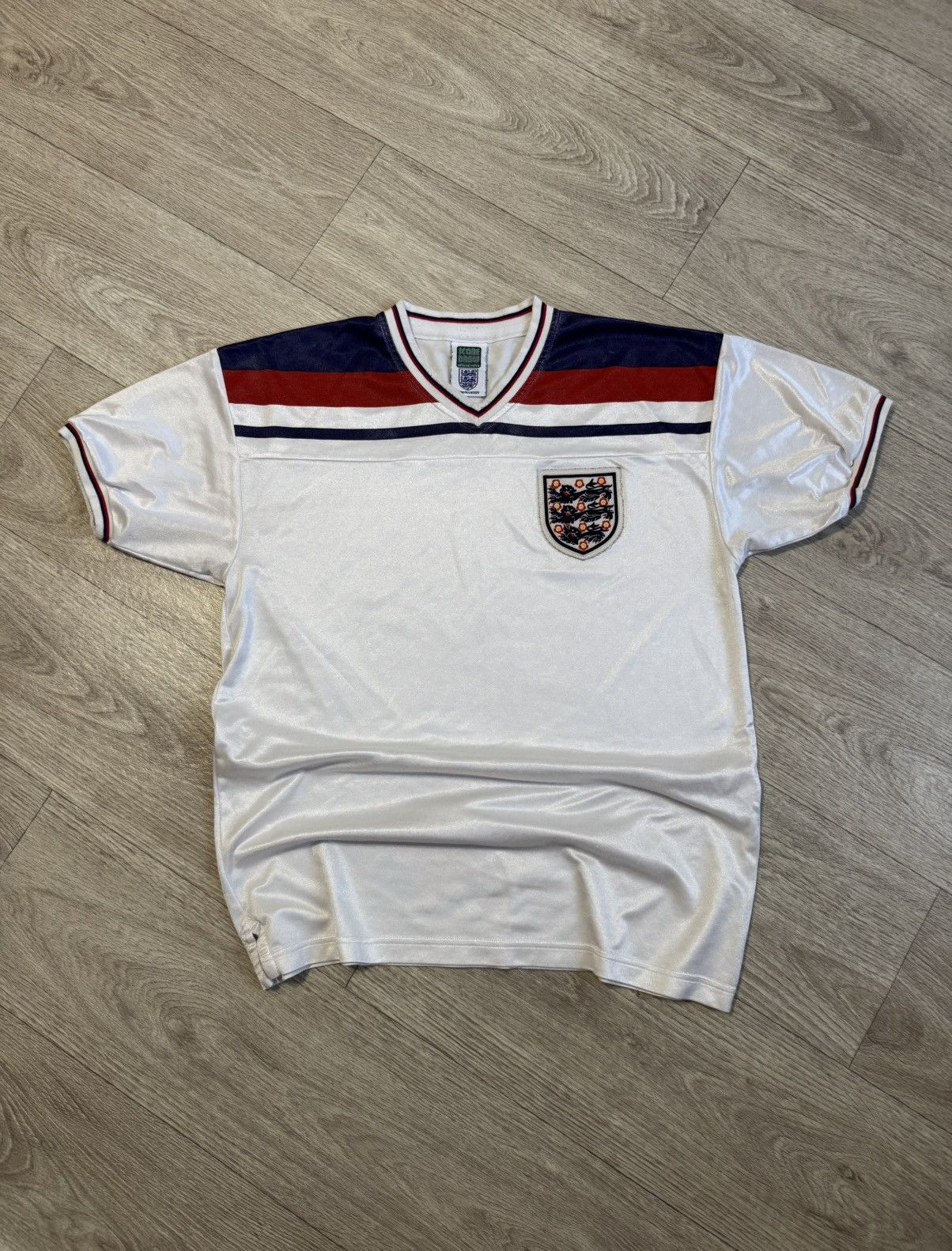 Vintage 🔷Retro England 1980/83 Soccer jersey🔷 Size US L / EU 52-54 / 3 - 1 Thumbnail