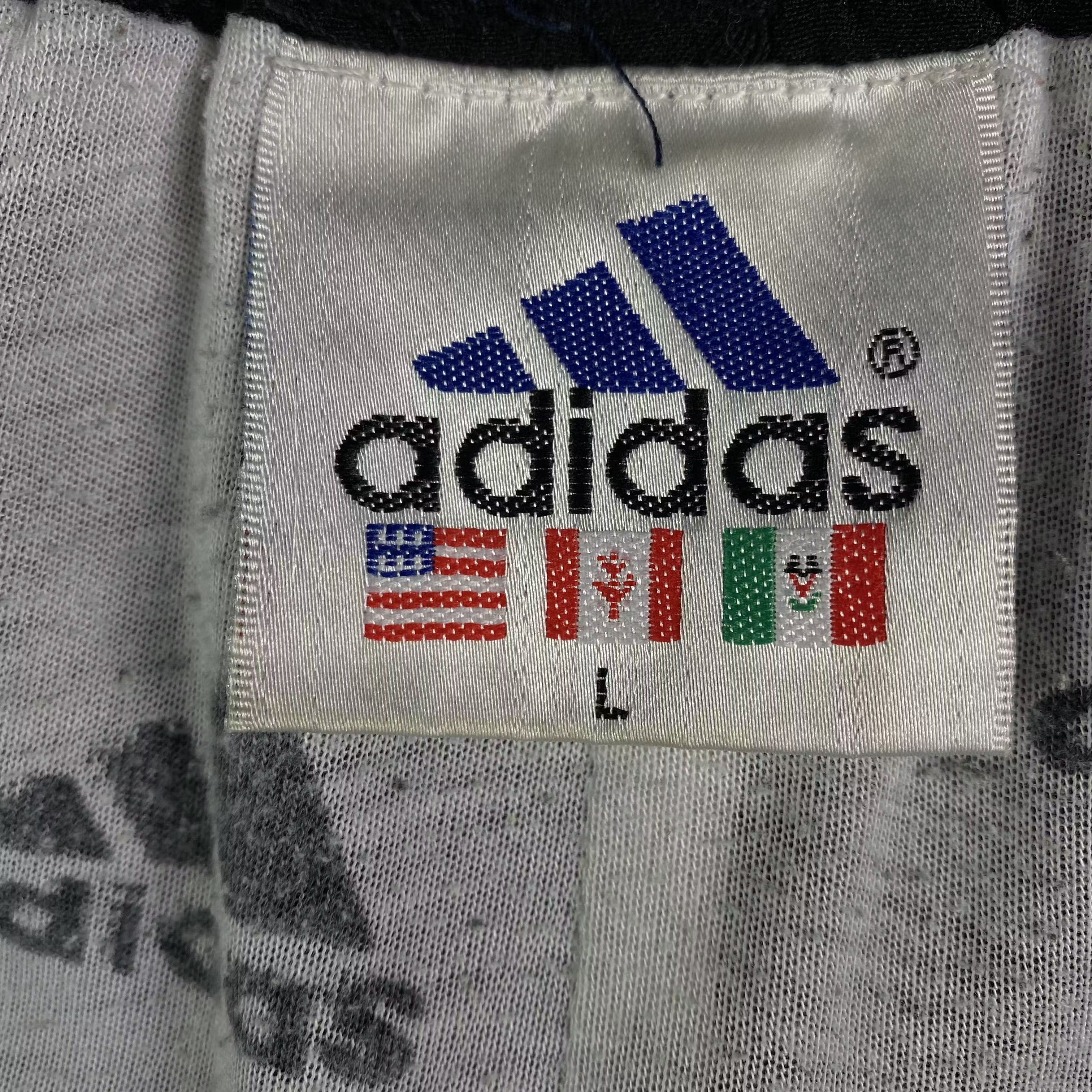 Adidas × Vintage Men’s Shorts Adidas Vintage Size L Size US 32 / EU 48 - 6 Thumbnail