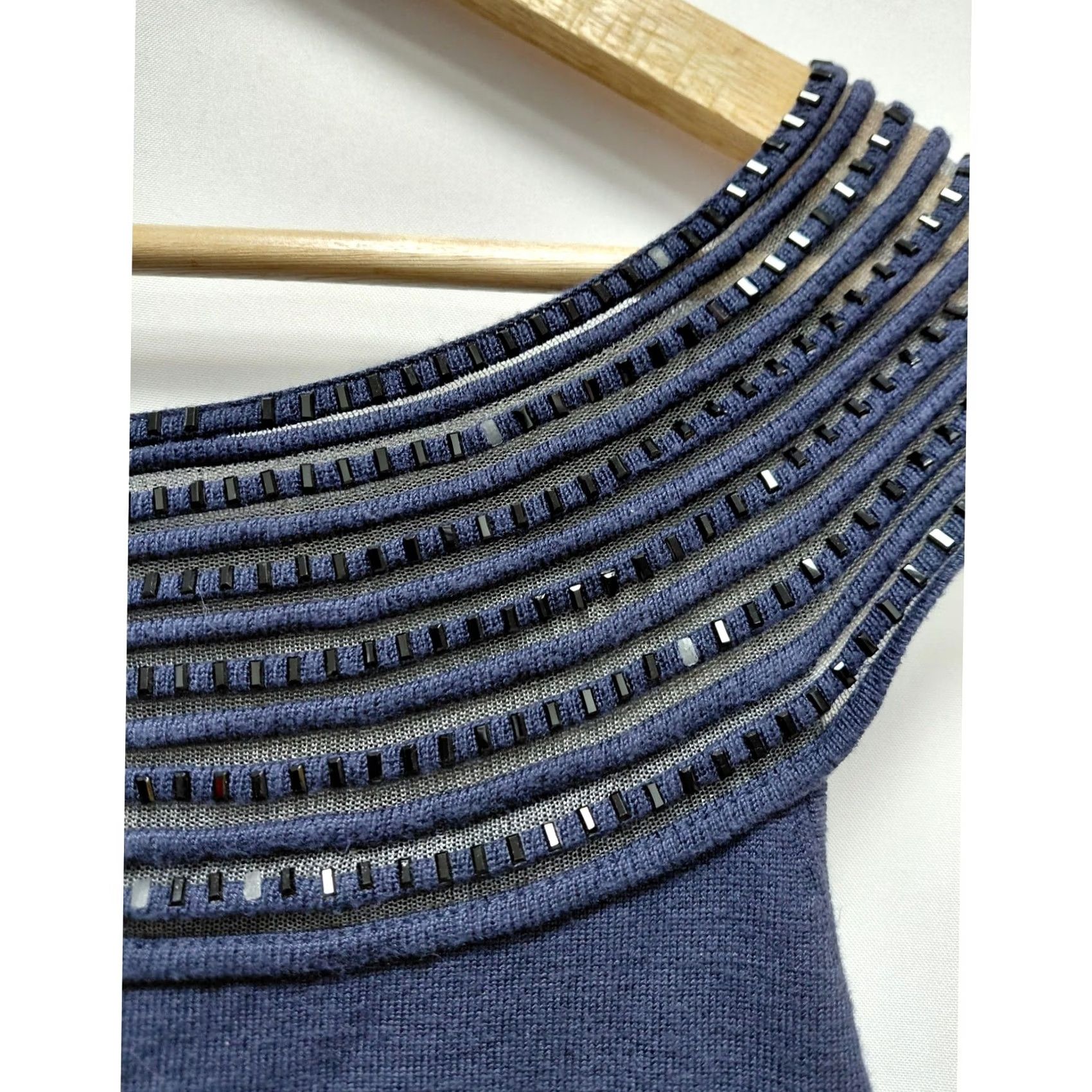 Boston Proper Boston Proper Beaded Knit Top Sleeveless Blue Solid Women Size M Size M / US 6-8 / IT 42-44 - 3 Thumbnail