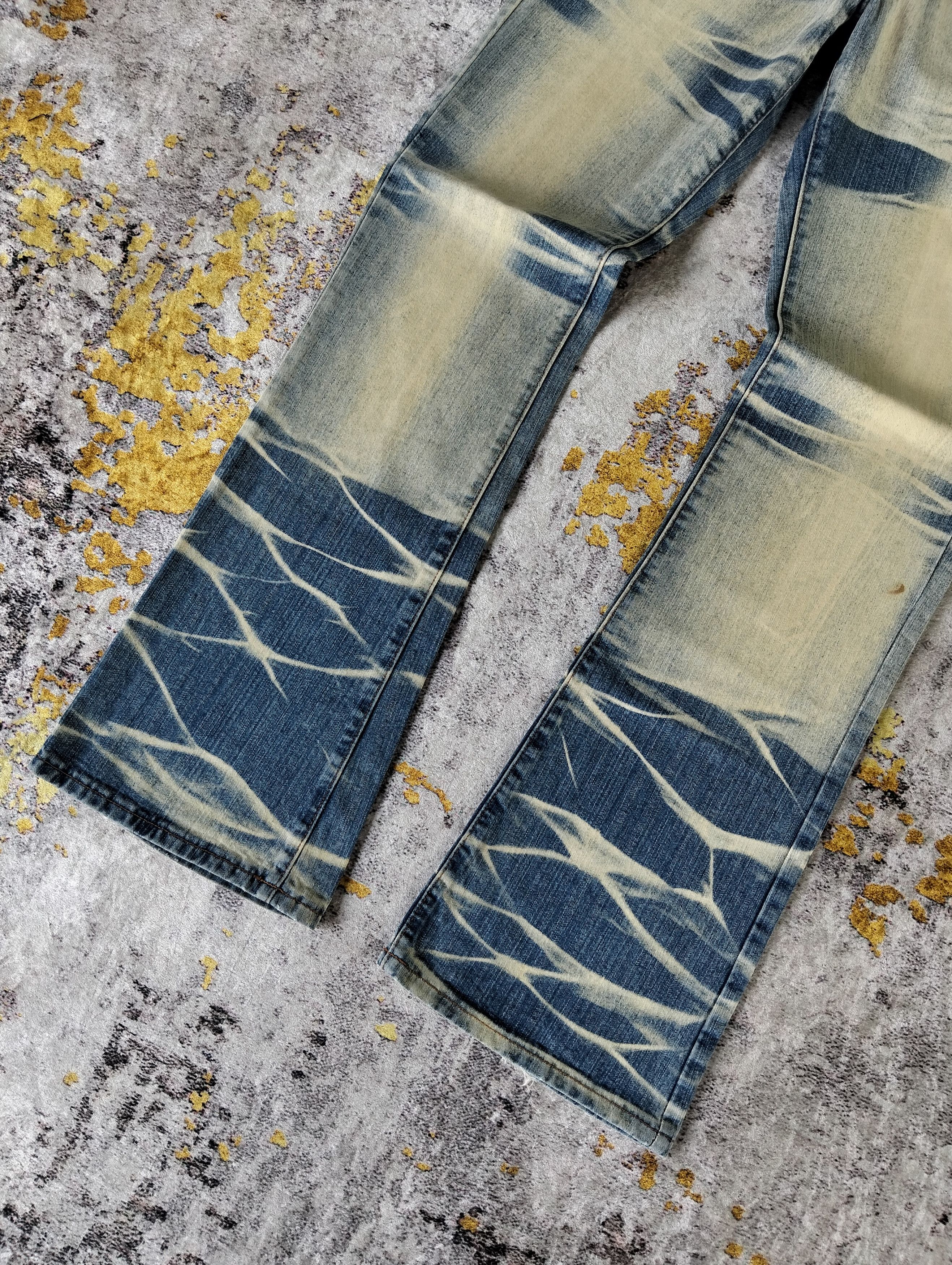 Tornado Mart 2000s Energie New Morrison Flared Bootcut Whiskers Jeans Size US 33 - 3 Thumbnail