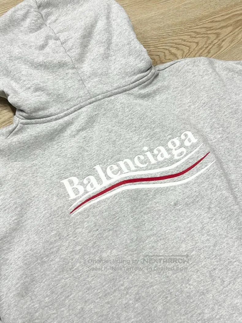 Balenciaga Balenciaga Embroidered Hoodie XS. Size US XS / EU 42 / 0 - 5 Thumbnail
