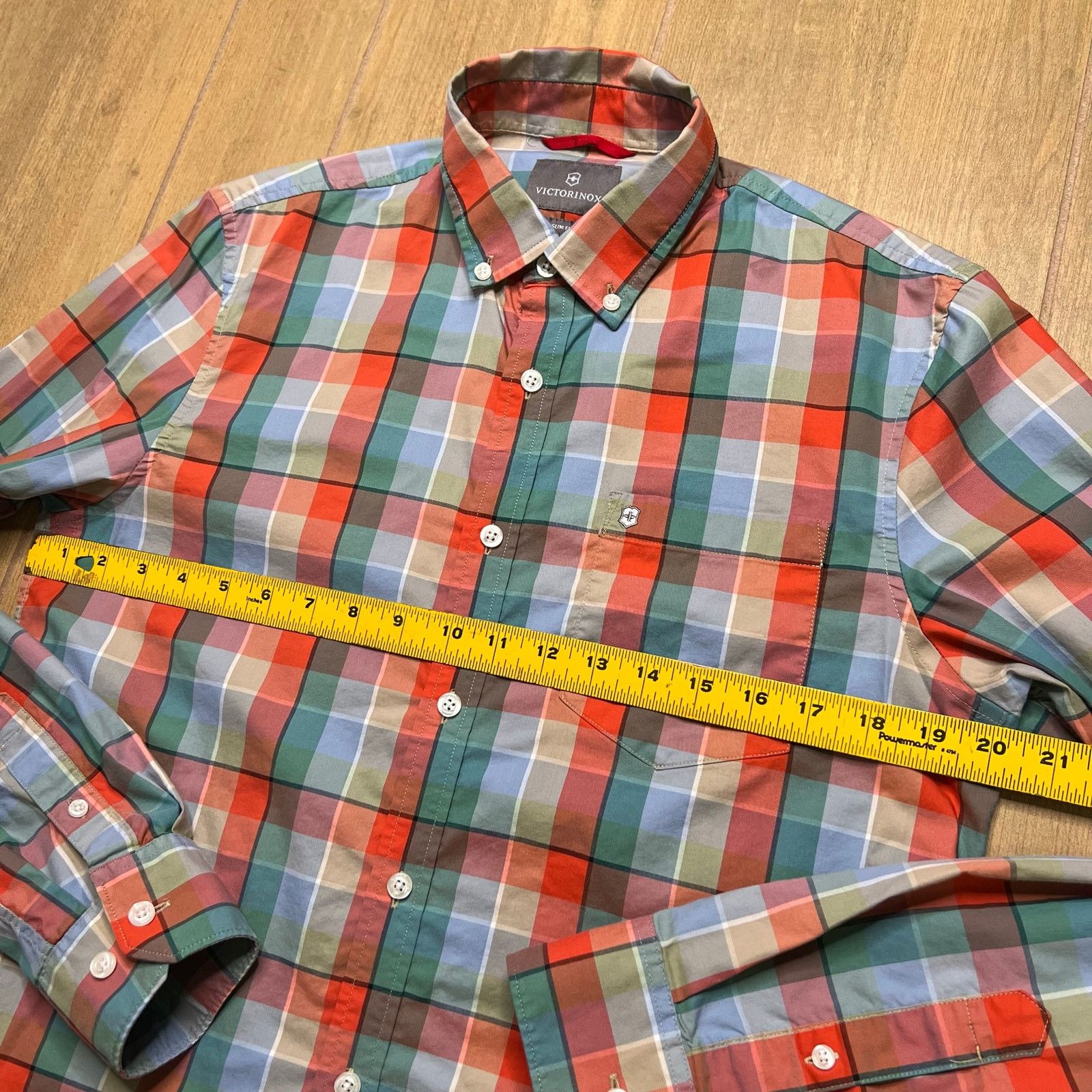 Victorinox Victorinox Plaid Button Up Shirt Mens M Slim Fit Red Blue Size US M / EU 48-50 / 2 - 6 Thumbnail