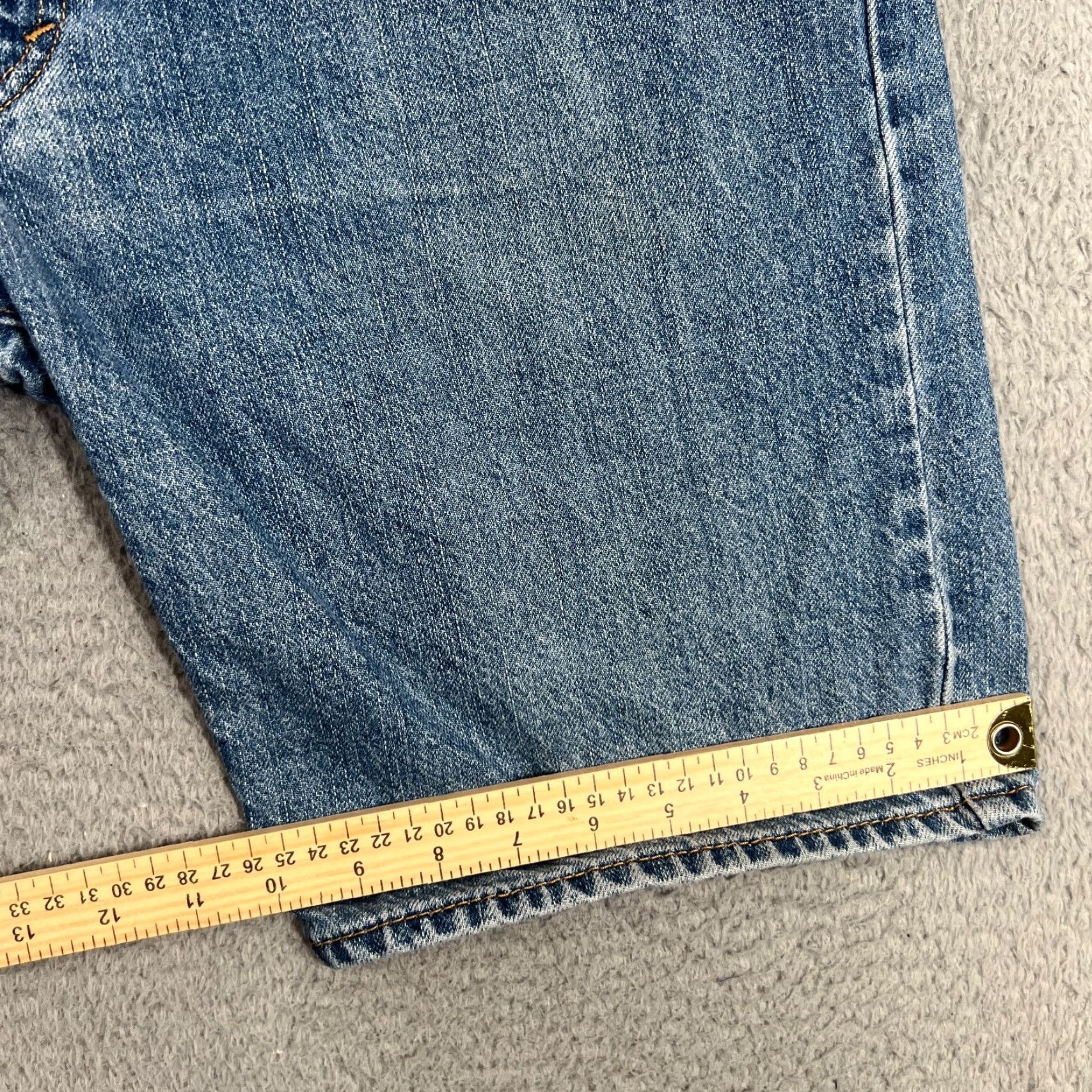 Levi's VINTAGE Levi's 505 Shorts Men 38 Blue Denim Casual Summer Straight Fit 10" Inseam Size US 38 / EU 54 - 2 Thumbnail