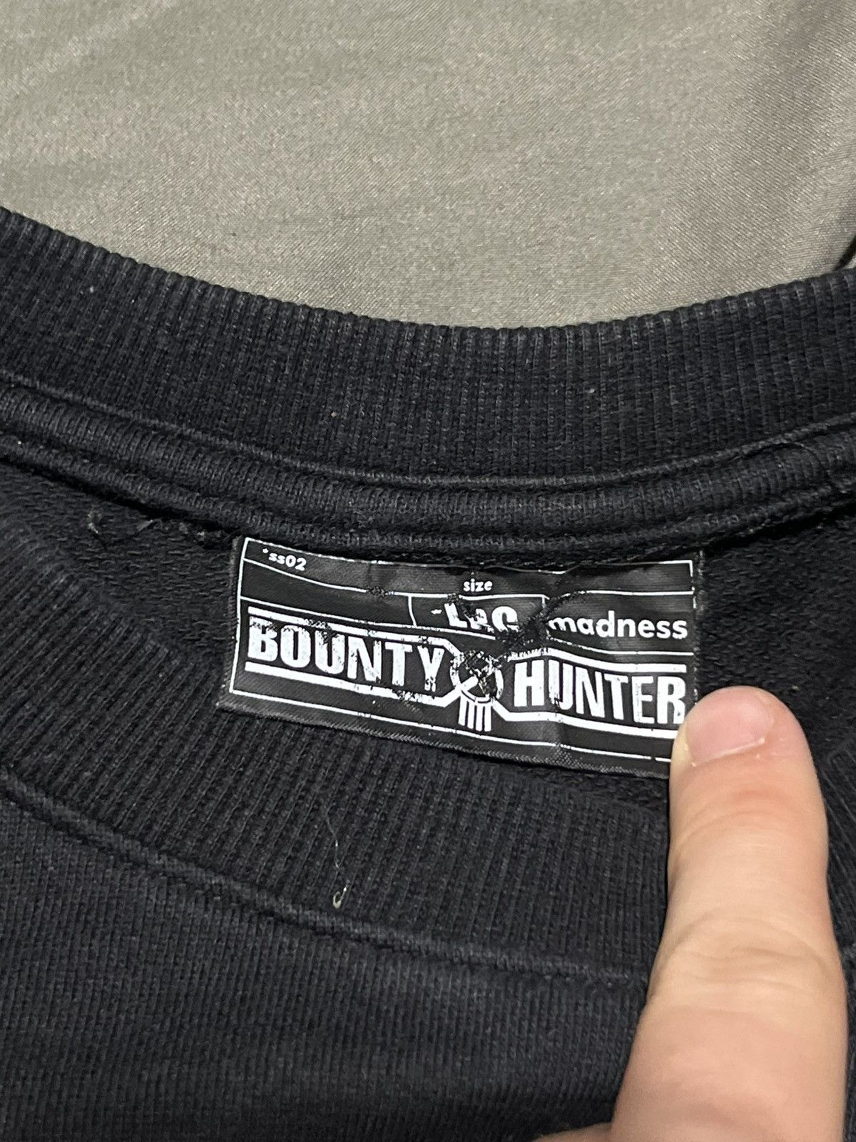 Bounty Hunter Black Distressed Bounty Hunter Crewneck Sweatshirt Size US L / EU 52-54 / 3 - 5 Thumbnail