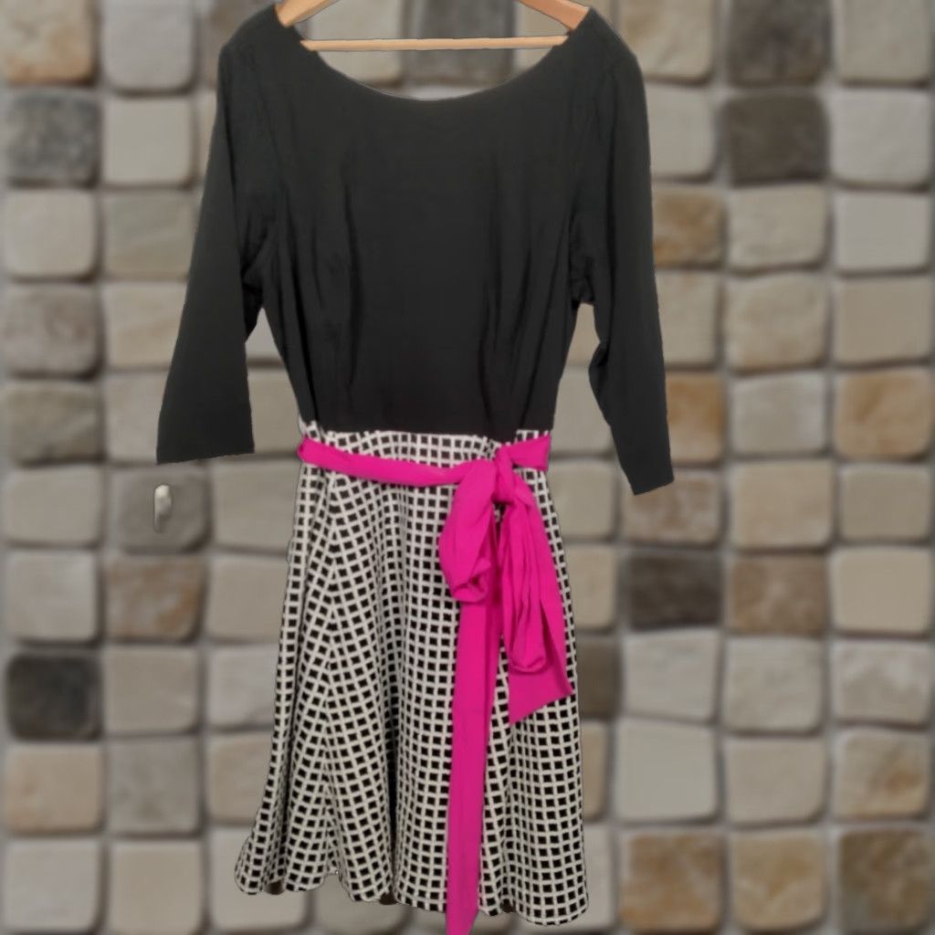 Vintage Eliza J Dress Plus Size 20W Knit Black White Checkered Belt Rockabilly Dress Midi 3/4 Sleeve Scoop Neck Belted Vintage Look Woman Girls Mens Size 3XL / US 20-22 - 1 Thumbnail