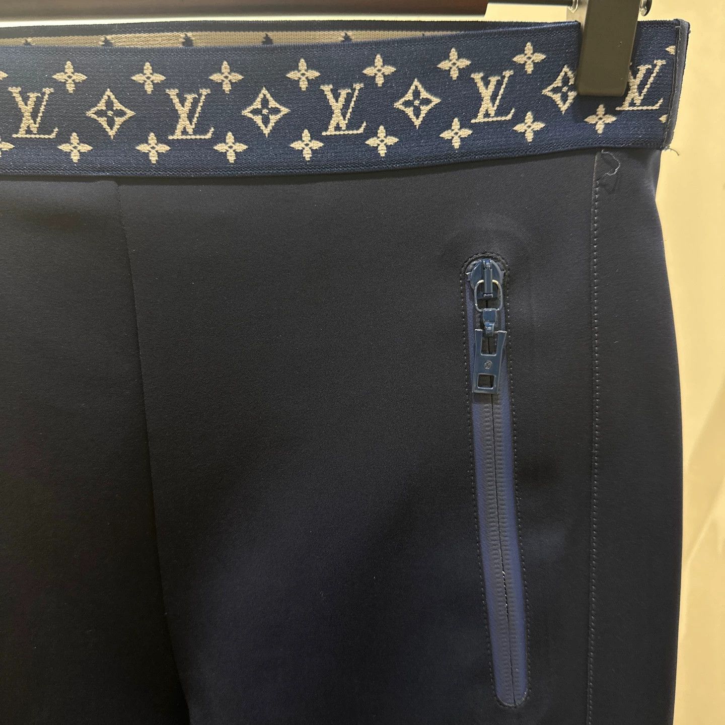 Louis Vuitton LV Monogram Flared Elastic Waist Pants 40 Size 28" / US 6 / IT 42 - 3 Thumbnail