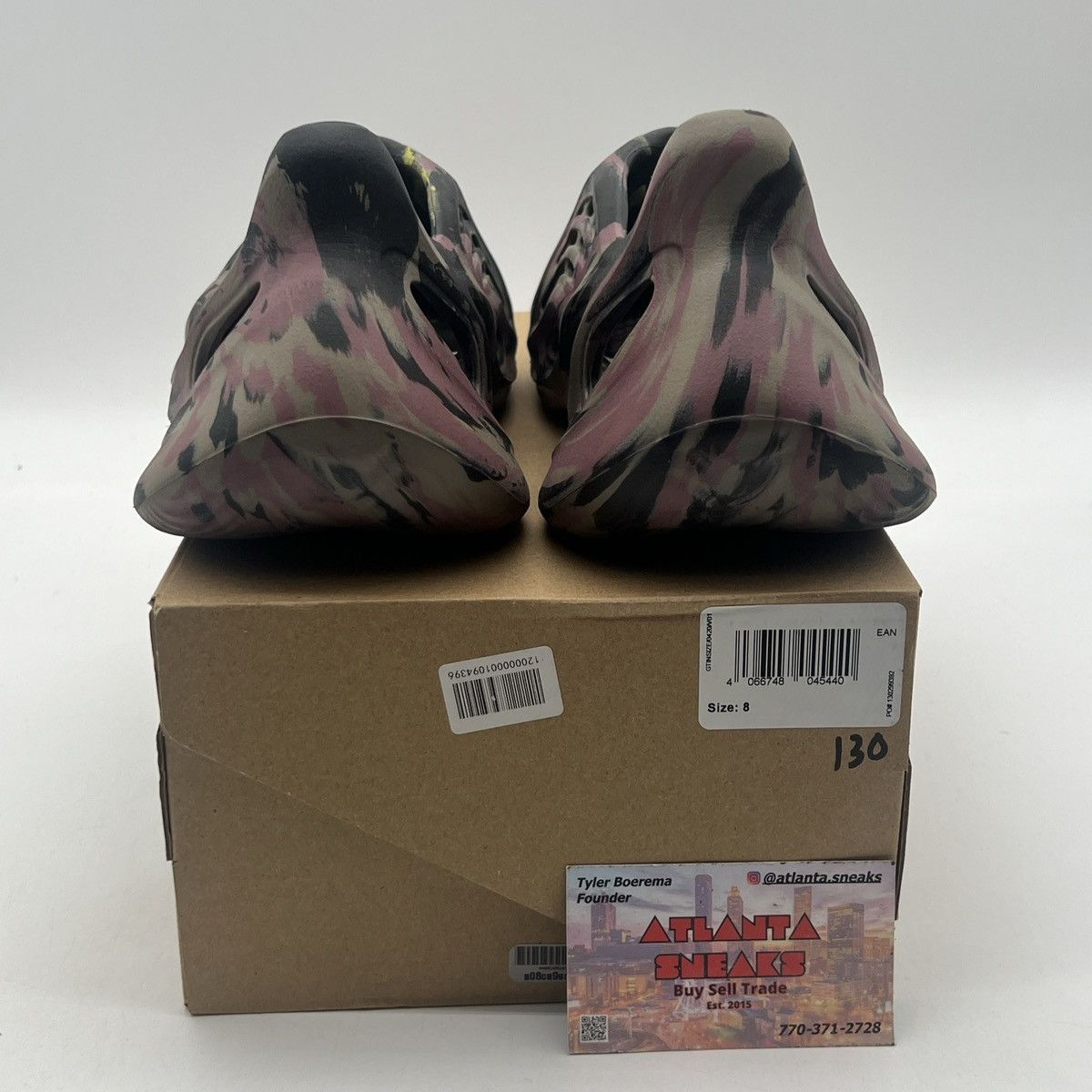 Adidas Yeezy foam runner Mx carbon Size US 8 / EU 41 - 3 Thumbnail