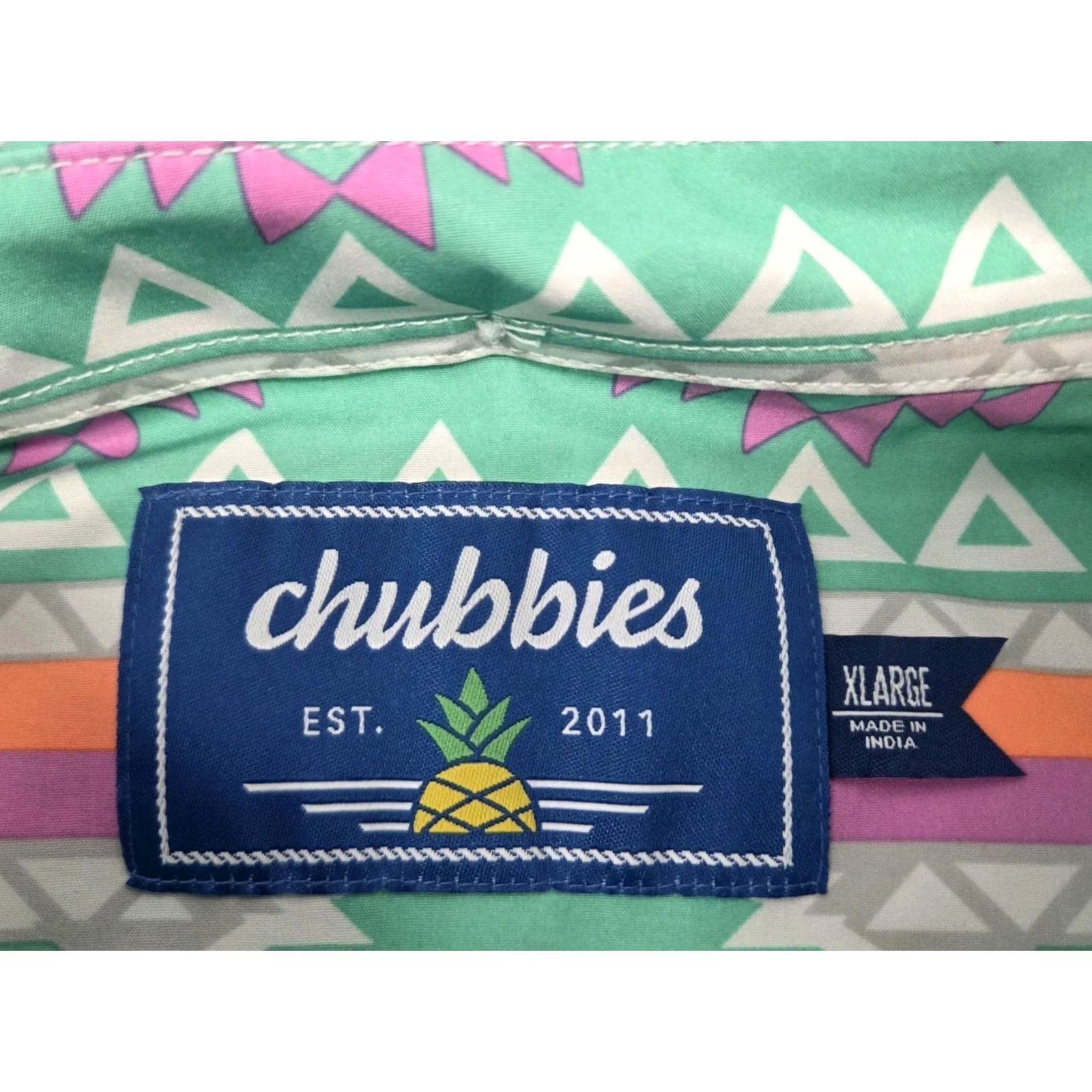 Chubbies NWT Chubbies The En Fuego Wild Short Sleeve 3 Button Up Shirt XL Aztec Multicolor Button-Down Collar Mens Size US XL / EU 56 / 4 - 5 Thumbnail