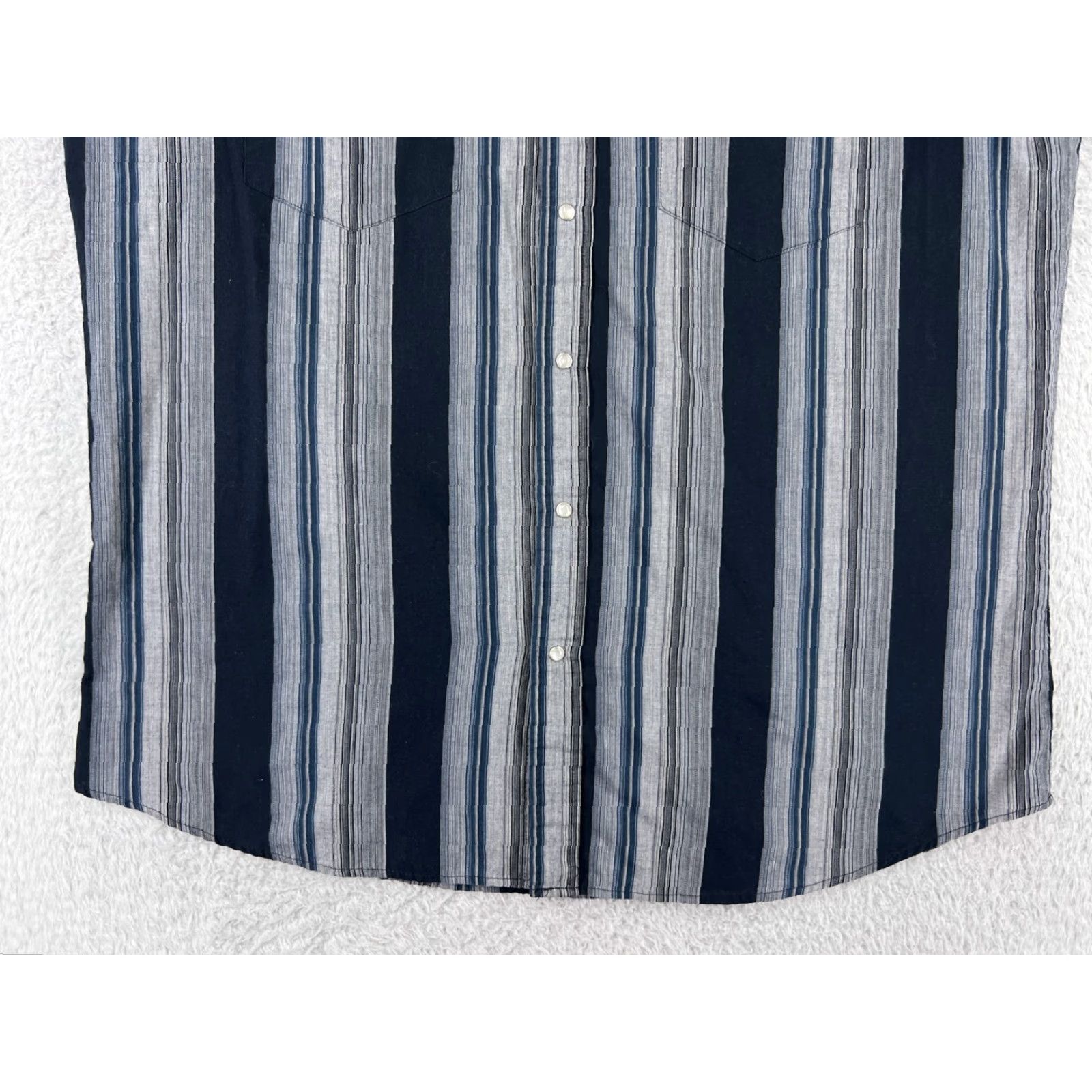 Vintage Canyon Guide Shirt Mens XL Blue Stripe Western Pearl Snap Pockets Shirt Mens XL Blue Stripe Western Canyon Guide Size US XL / EU 56 / 4 - 5 Thumbnail