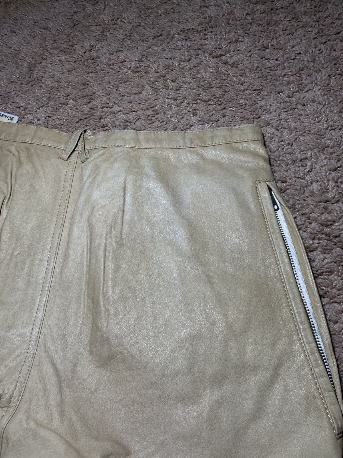 Beauty Beast AW98 Beauty:Beast Tan Leather Cargo Shorts 90s 1998 Size US 32 / EU 48 - 8 Thumbnail
