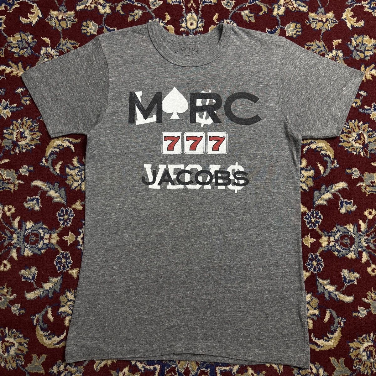 Marc Jacobs Marc Jacobs 777 Slot machine casino y2k tee Designer brand Size US M / EU 48-50 / 2 - 2 Thumbnail