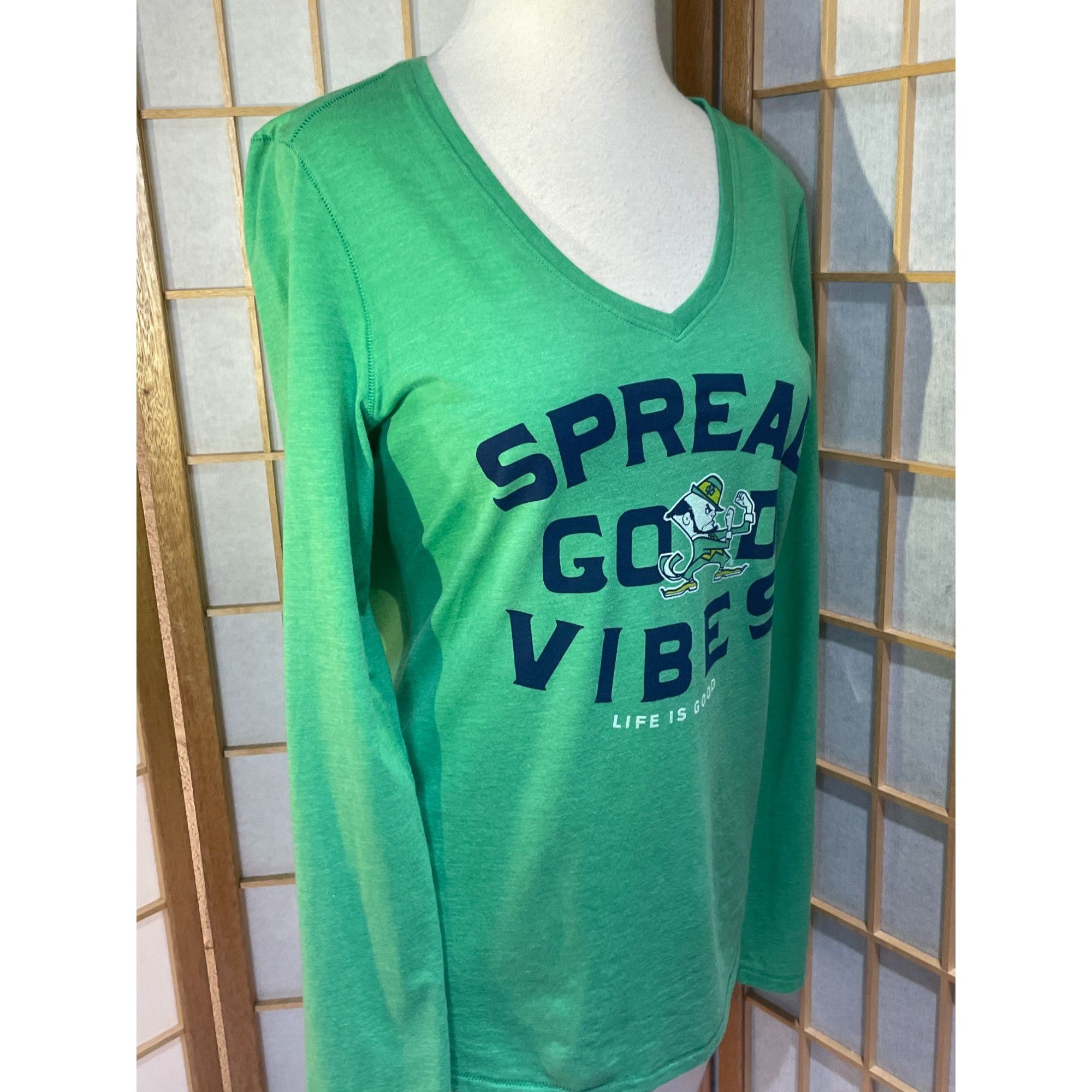 Life is Good NWT Life is Good Med Notre Dame L/S Tee Size M / US 6-8 / IT 42-44 - 13 Thumbnail