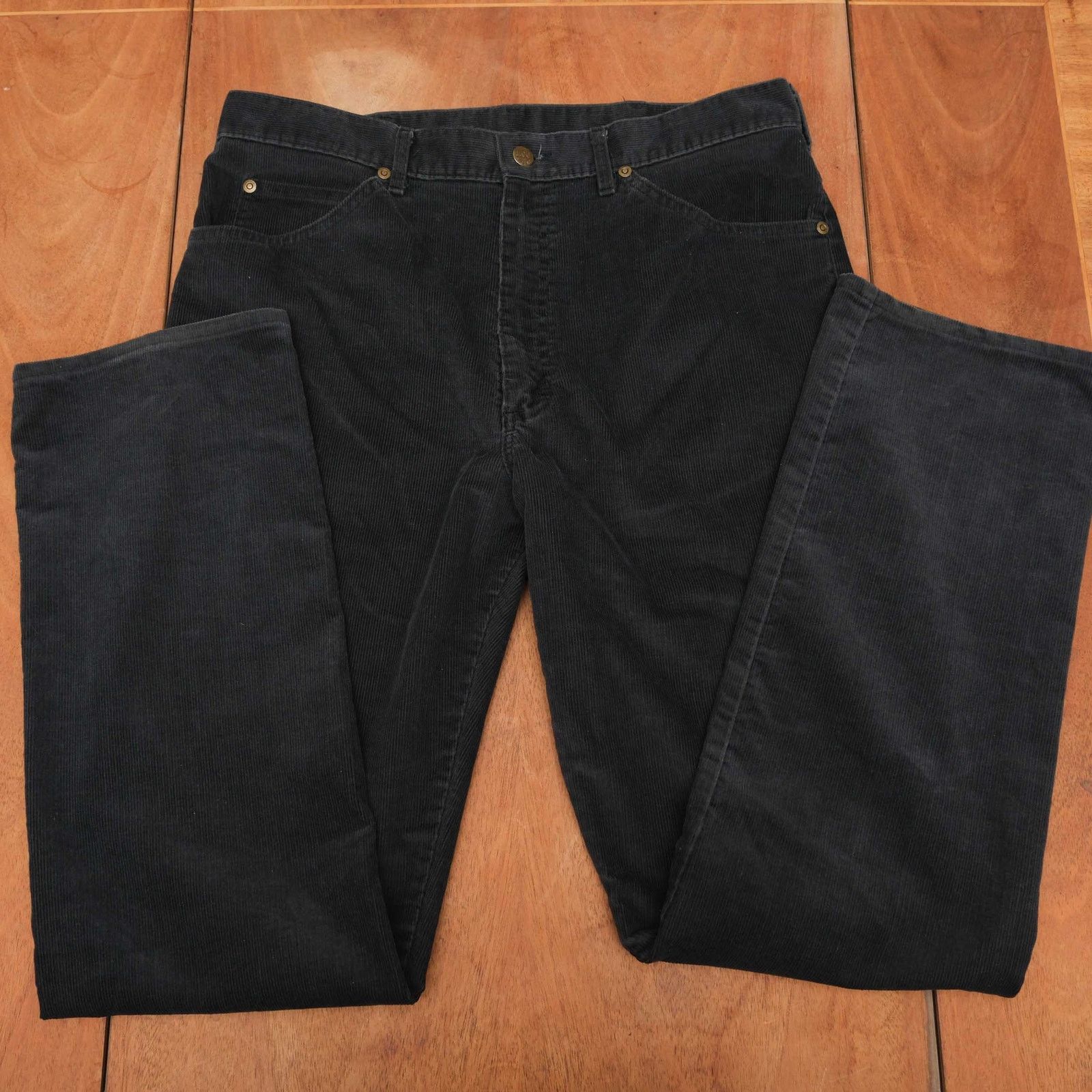 Lee VTG Black Made in USA Lee Corduroy Pants 36x32 (Fits 33x31) Size US 33 - 1 Thumbnail