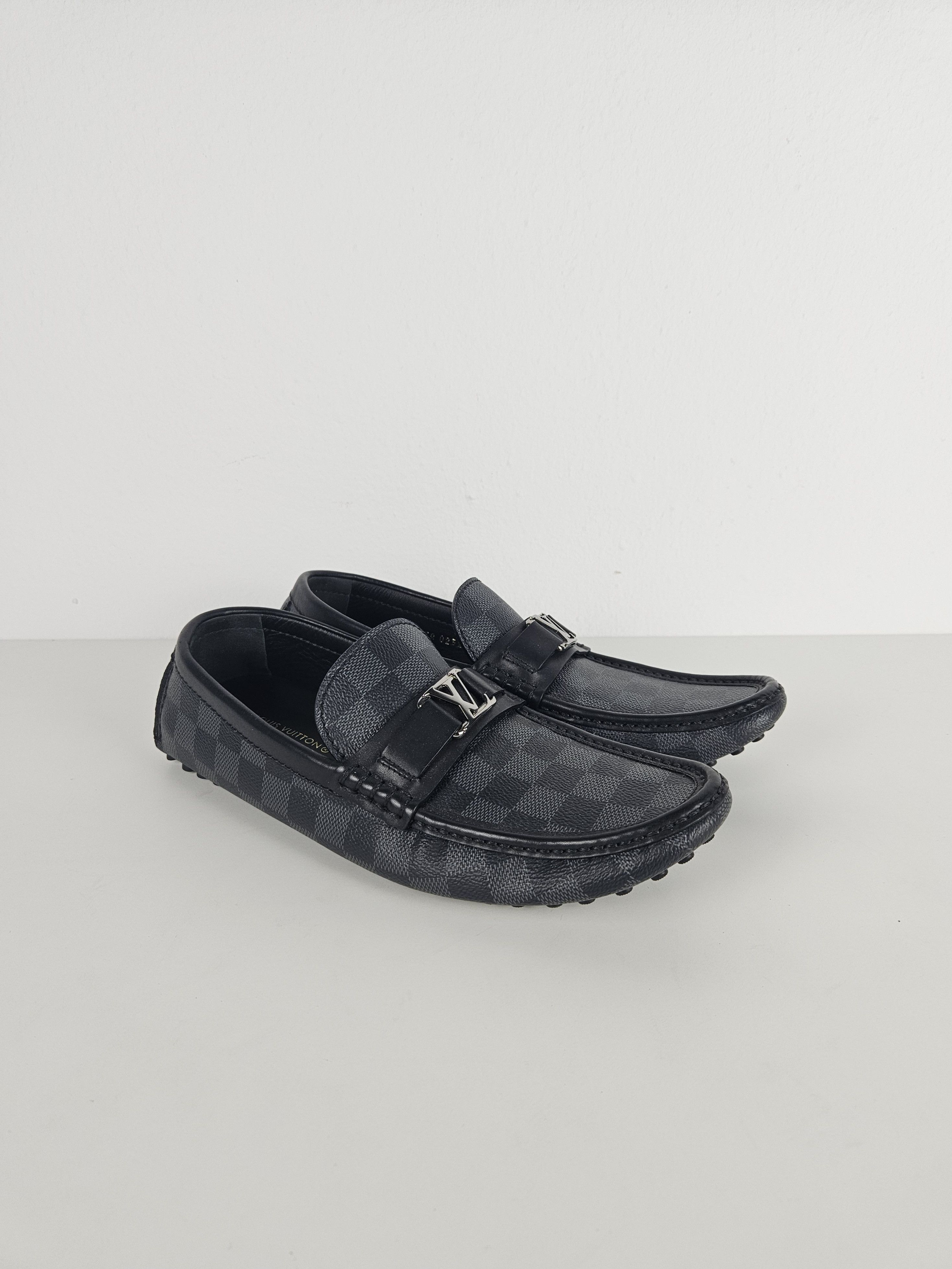 Louis Vuitton Louis Vuitton hockenheim moccasin damier graphite lv buckle Size US 9.5 / EU 42-43 - 4 Thumbnail