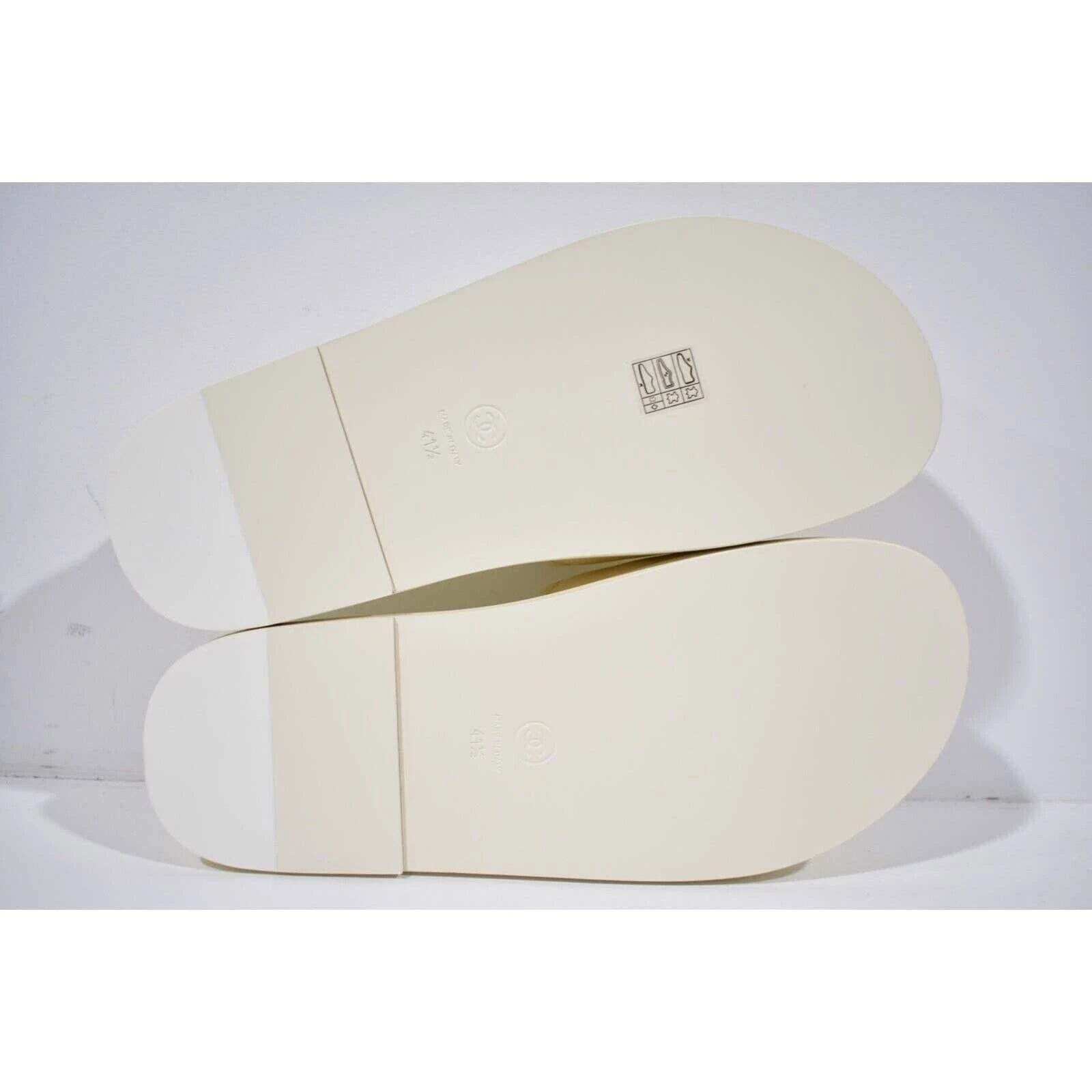 Chanel Chanel 22S Ivory Lambskin Multicolor CHA NEL Letter Logo Size US 11.5 / IT 41.5 - 12 Thumbnail