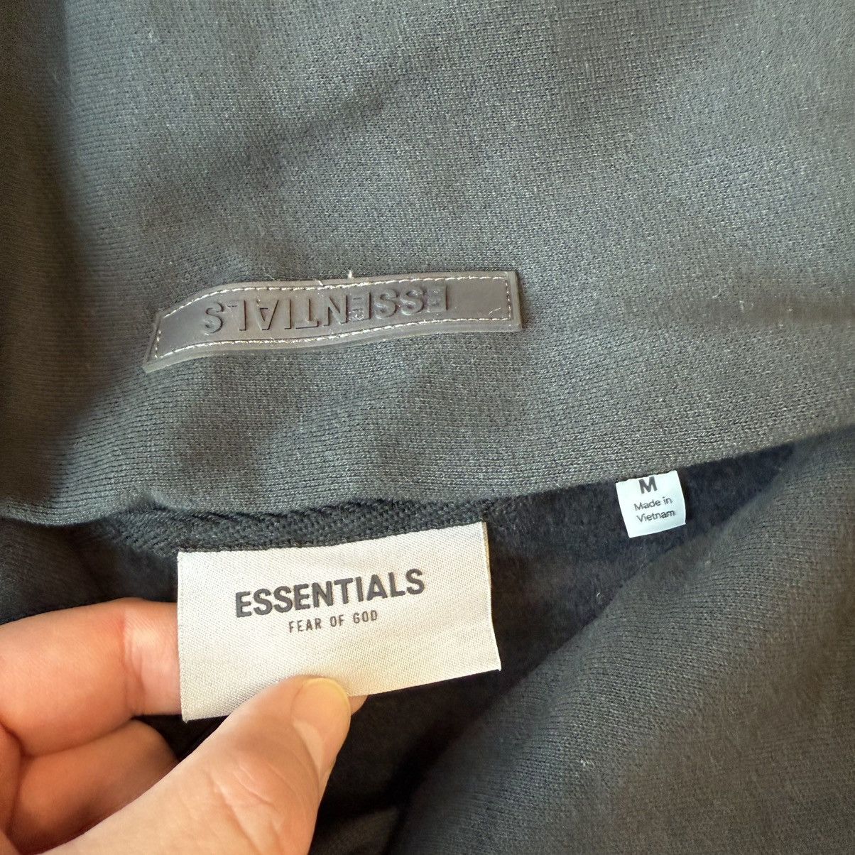 Fear of God SS21 Fear of God Essentials Pull-Over Hoodie Black Size M Size US M / EU 48-50 / 2 - 3 Thumbnail