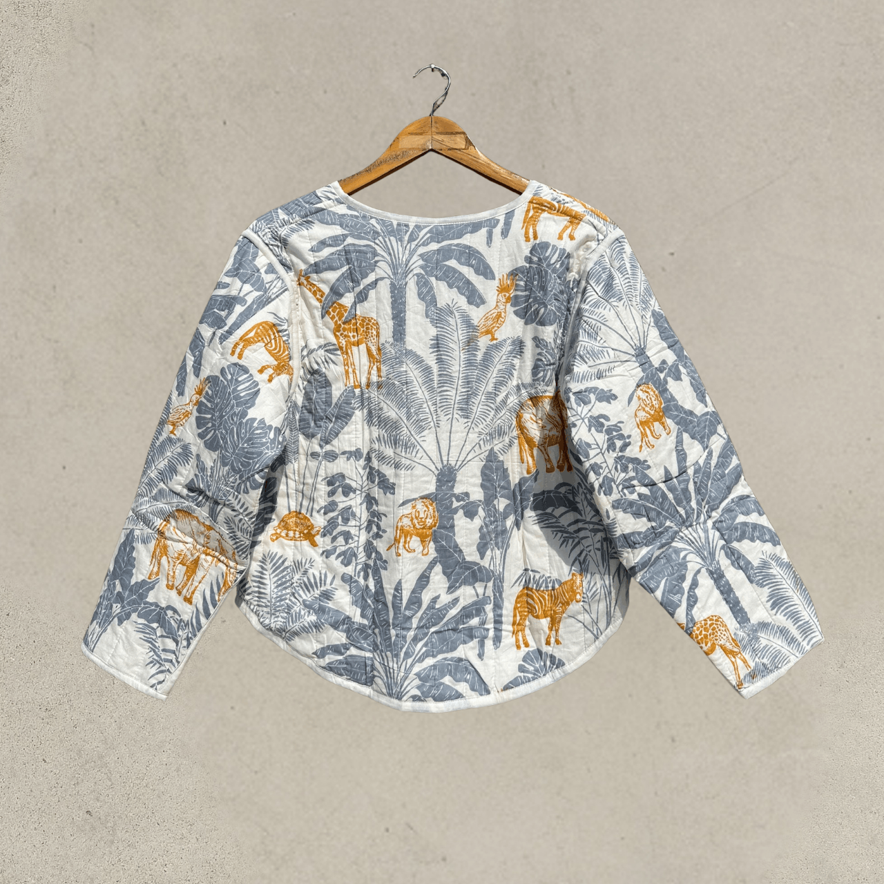 Handmade White Quilted Bomber Jacket Size M / US 6-8 / IT 42-44 - 2 Thumbnail