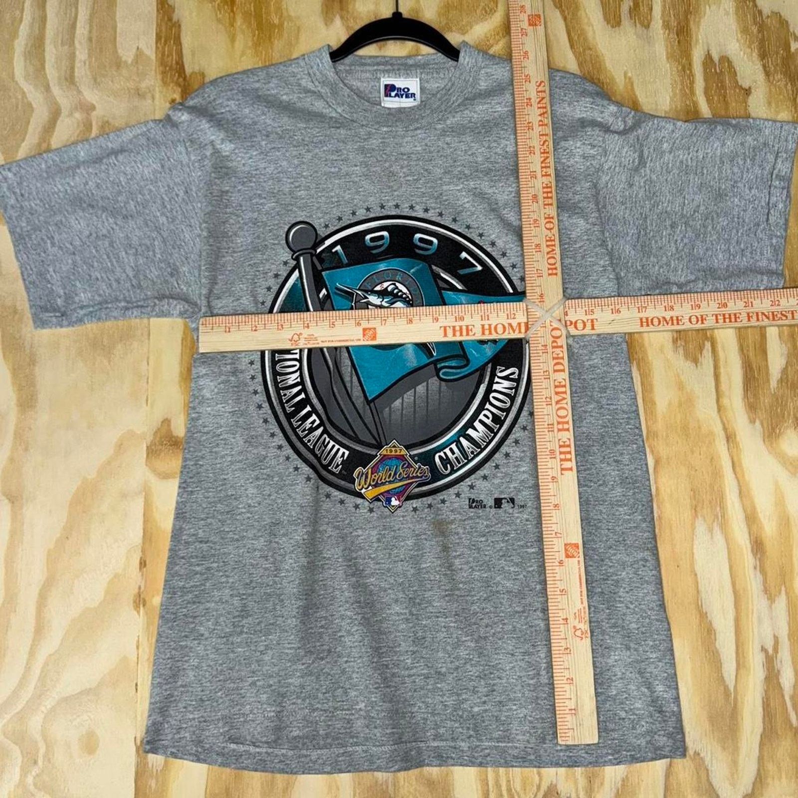Pro Player Large-Vintage y2k florida marlins MLB Pro Player grey tshirt Size US L / EU 52-54 / 3 - 2 Thumbnail