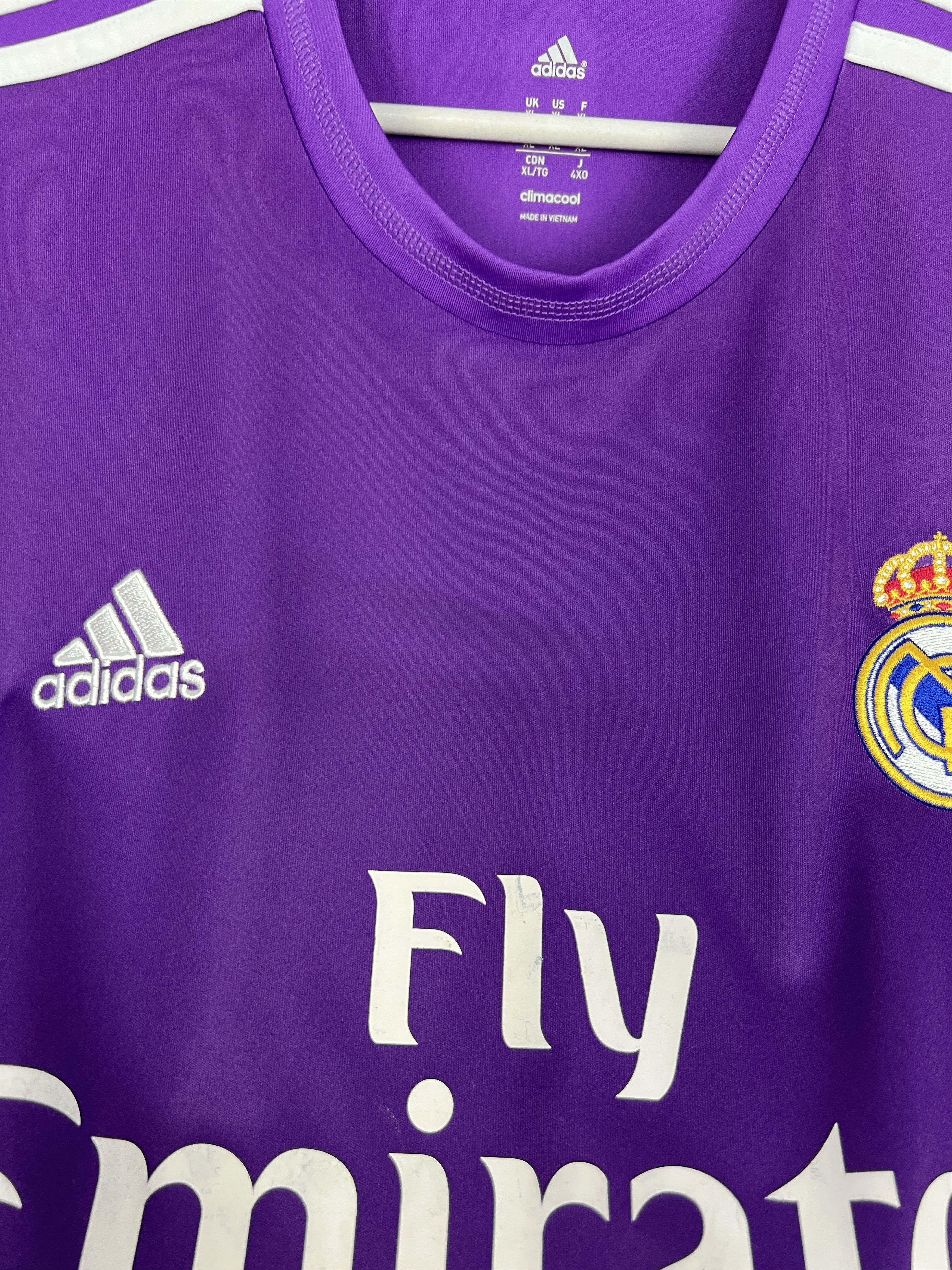 Adidas Real Madrid Goalkeeper football shirt 2013 Soccer Adidas Size US XL / EU 56 / 4 - 6 Thumbnail