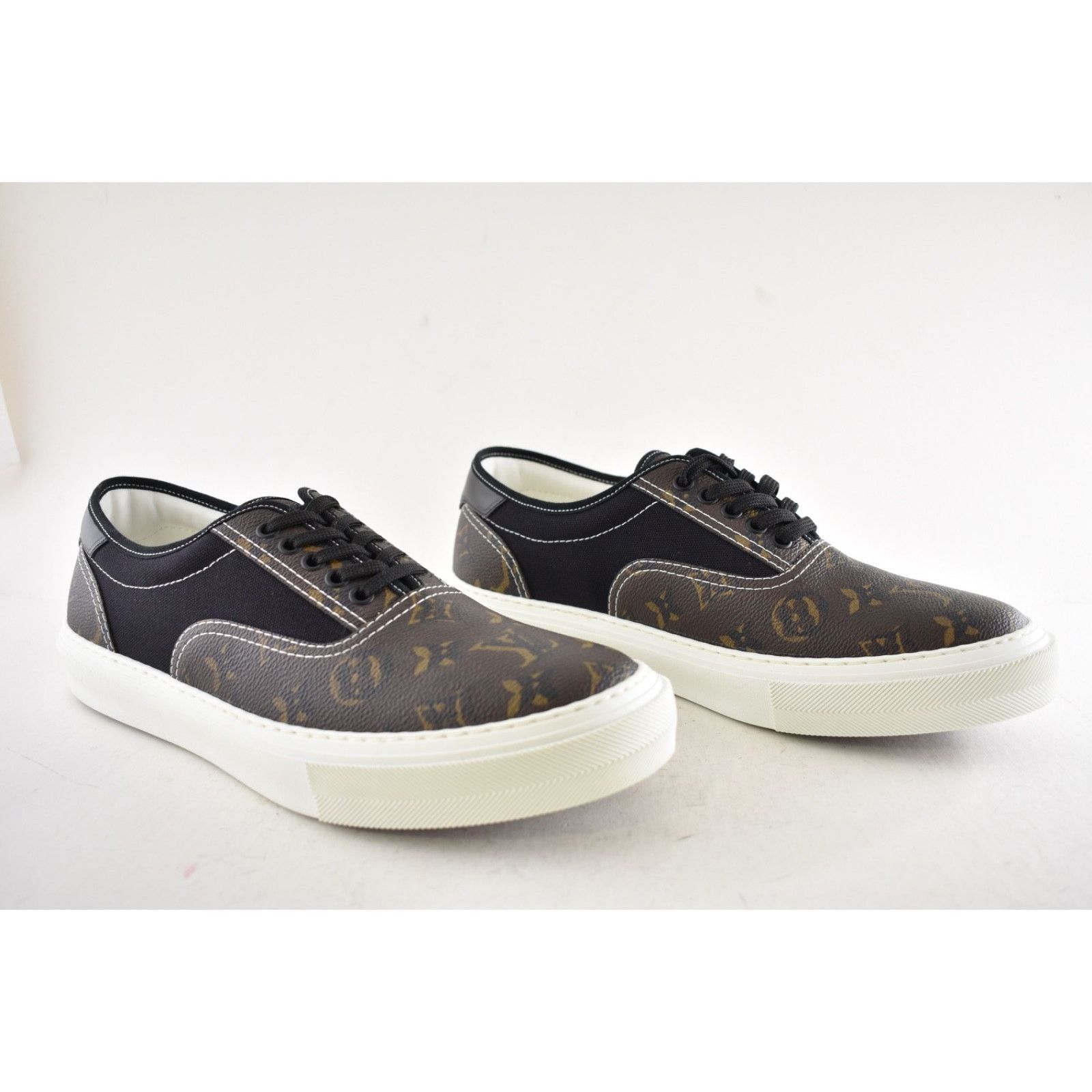 Louis Vuitton Louis Vuitton Trocadero Richelieu Black Monogram Logo Low Size US 9 / EU 42 - 4 Thumbnail