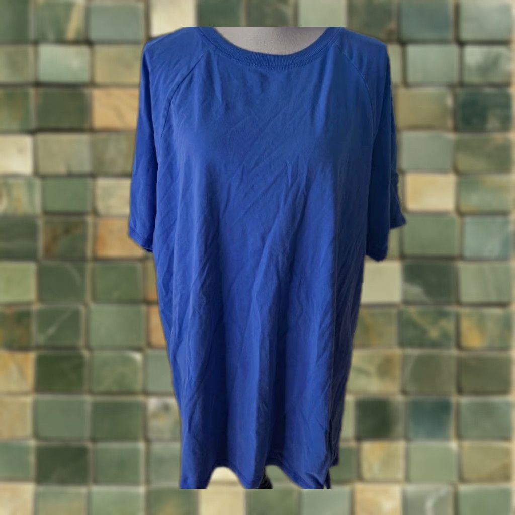 Free People Free People Oversized Blue Hot Shot Women's Tee Shirt Size Small User: Free People Blue Hot Shot Women's Oversized Tee Shirt Size Small Size S / US 4 / IT 40 - 1 Thumbnail