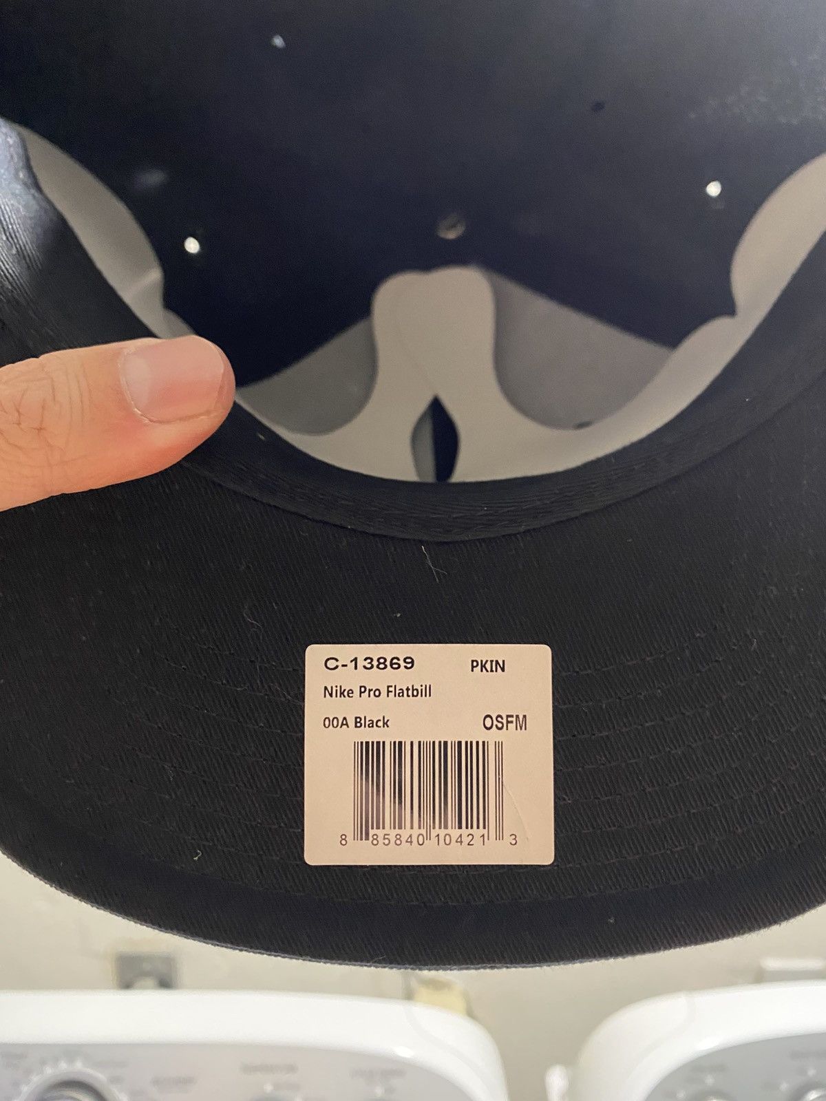 Nike RARE Nike Phil Knight Hat Size ONE SIZE - 3 Thumbnail