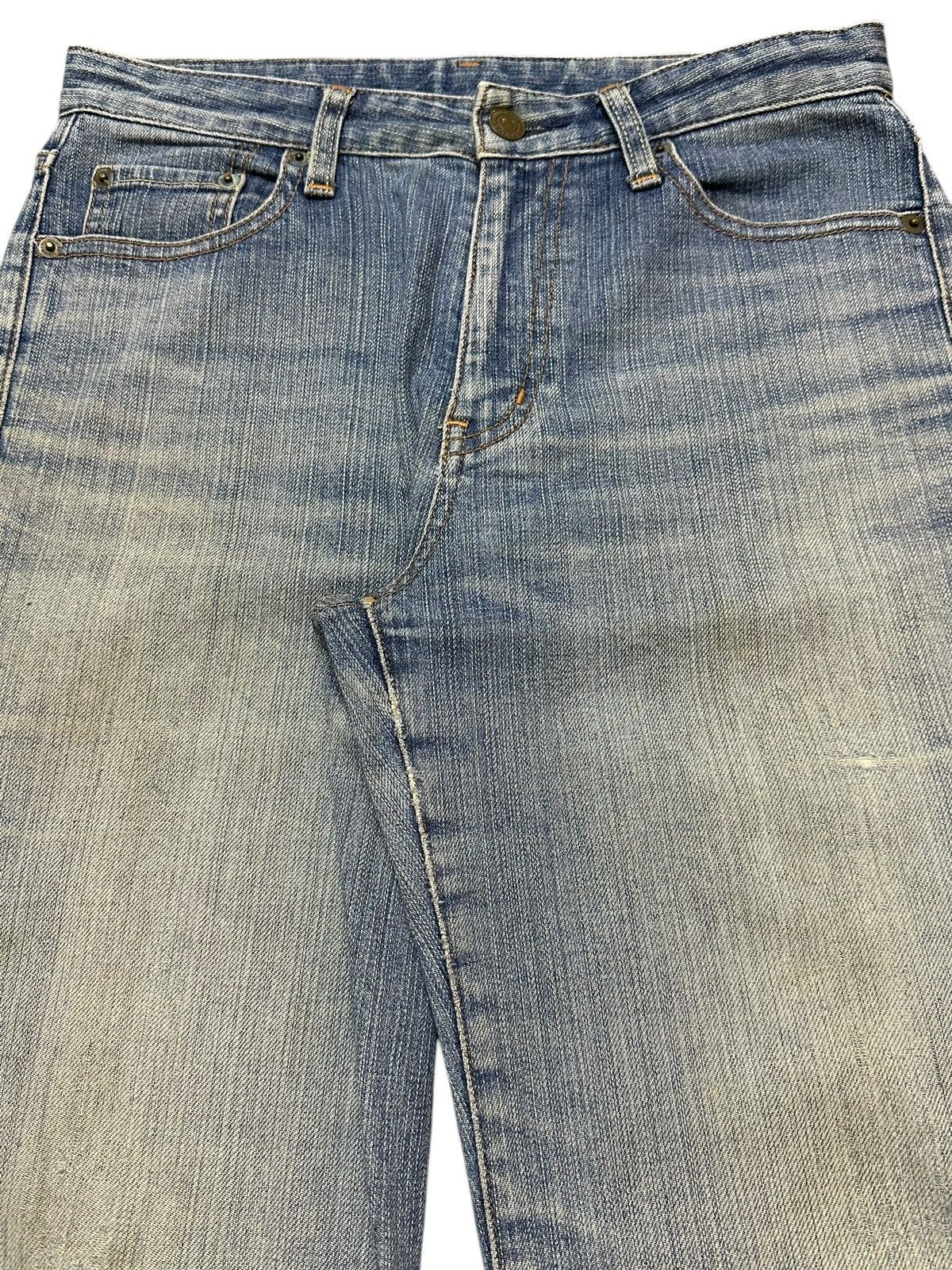 Uniqlo Vintage Japanese Uniqlo Blue Faded Wash Style Wide Leg Jeans Size US 28 / EU 44 - 4 Thumbnail
