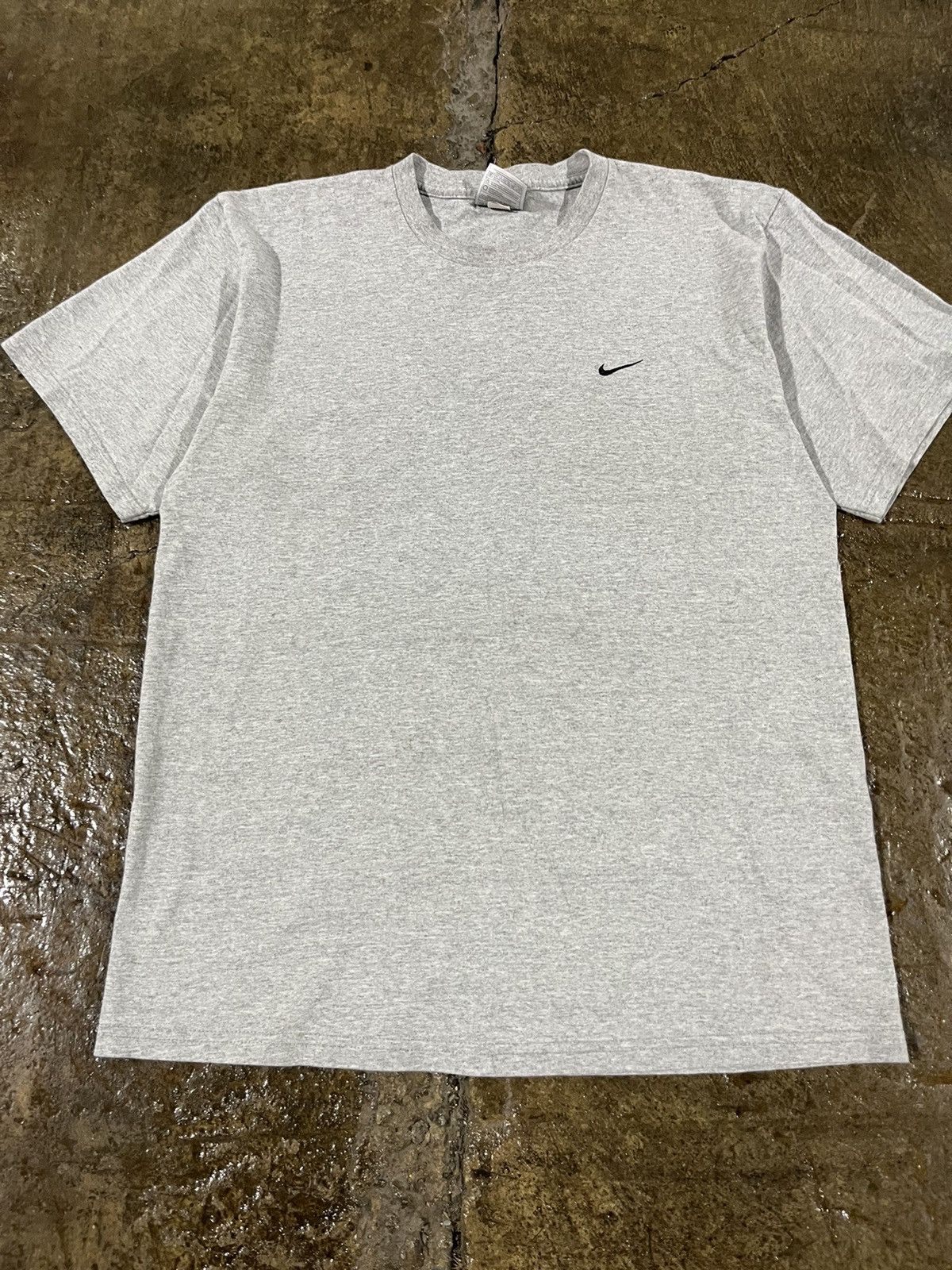 Nike × Vintage Crazy Vintage Y2K Nike Mini Swoosh Tee Shirt Essential Size US M / EU 48-50 / 2 - 2 Thumbnail