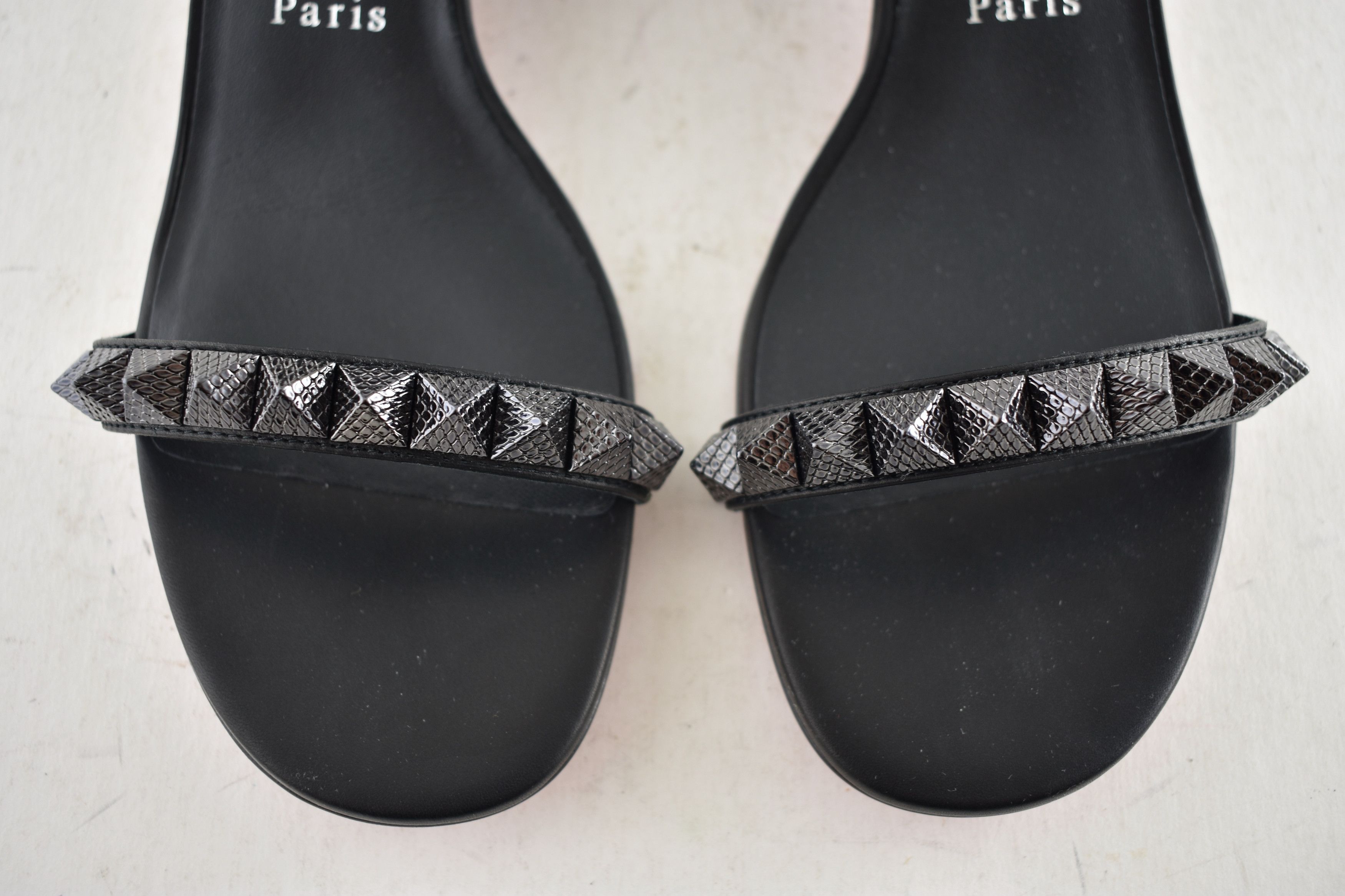 Christian Louboutin Pyrasand 30 Black Leather Block Heel Ankle Strap Sandal 35.5 Size US 5.5 / IT 35.5 - 10 Thumbnail