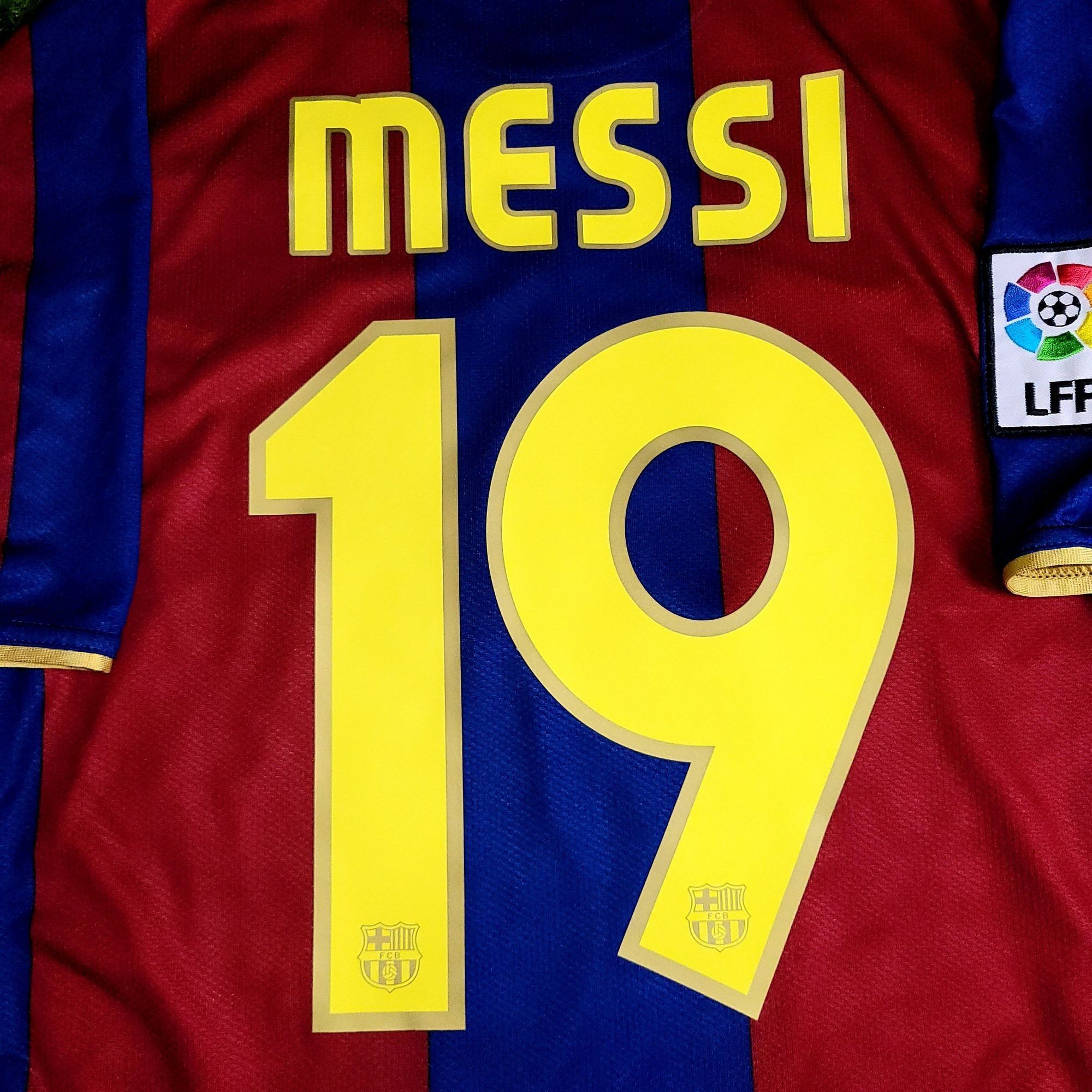 Nike Messi Barcelona 2007 2008 Anniversary Soccer Jersey M Size US M / EU 48-50 / 2 - 4 Thumbnail