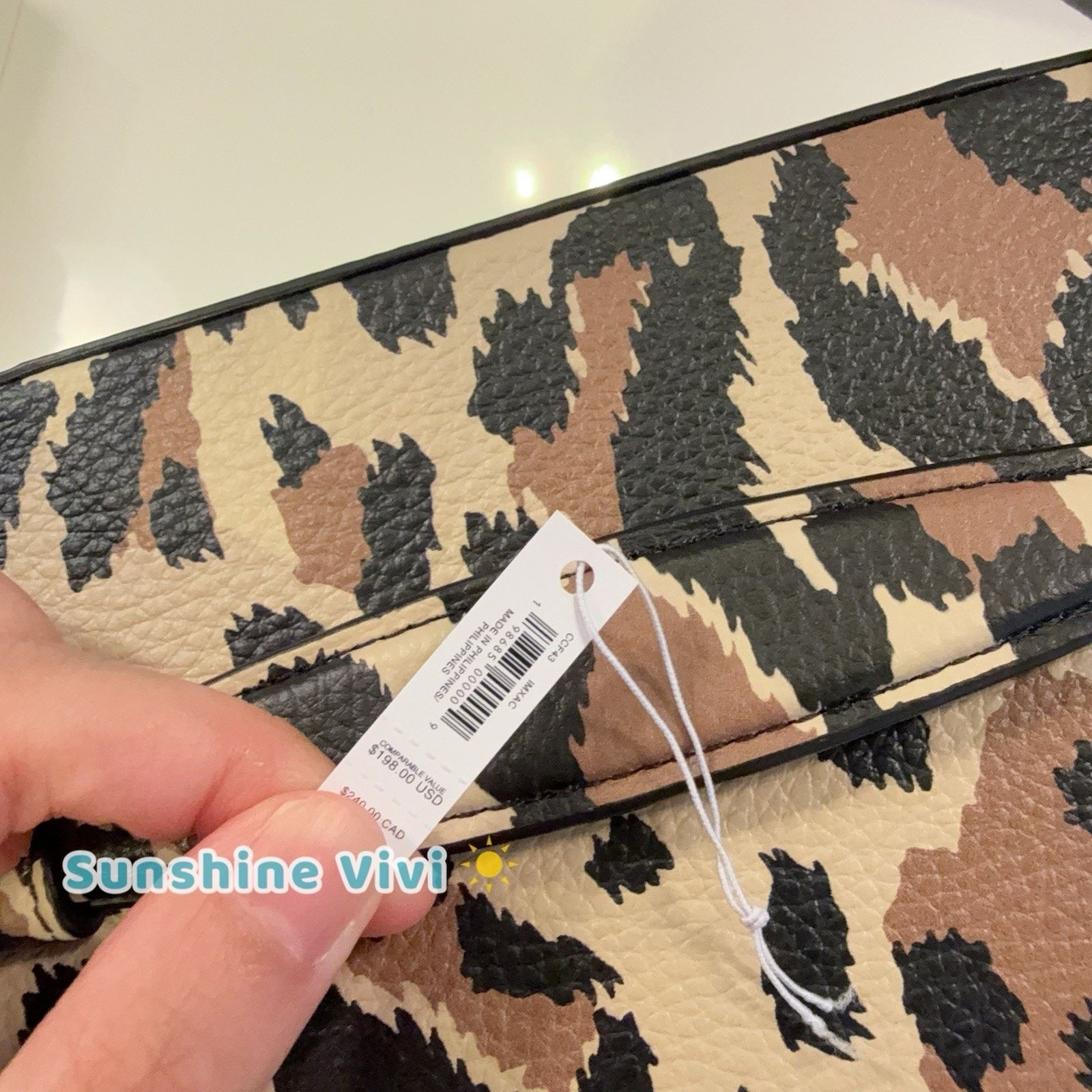 Coach NWT COACH Cosmetic Case Leopard Print CCF43 Gold/Leopard Size ONE SIZE - 5 Thumbnail