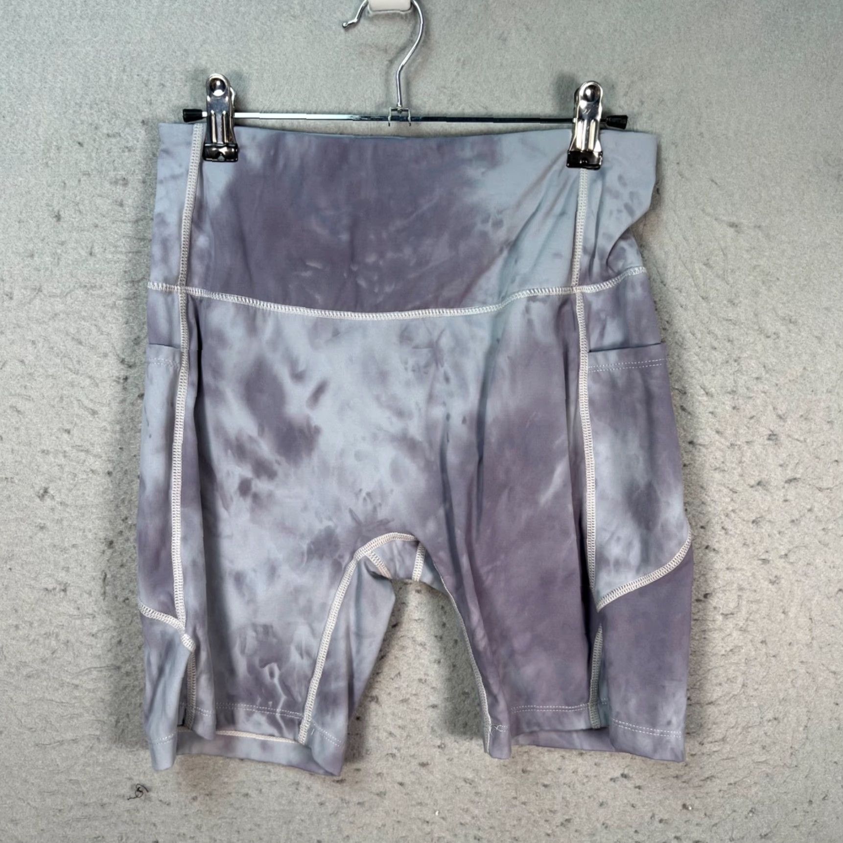 Vintage Baleaf Womens Medium Tie-Dye Biker Shorts Gray High Waist Pockets Athletic Gym Size 32" / US 10 / IT 46 - 2 Thumbnail
