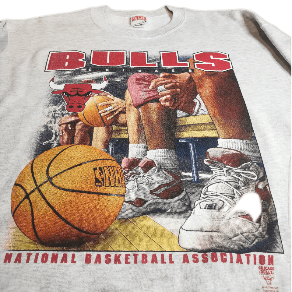 NBA 90s Vintage Chicago Bulls Foot Bench Sweatshirt Streetwear Size US XL / EU 56 / 4 - 3 Thumbnail