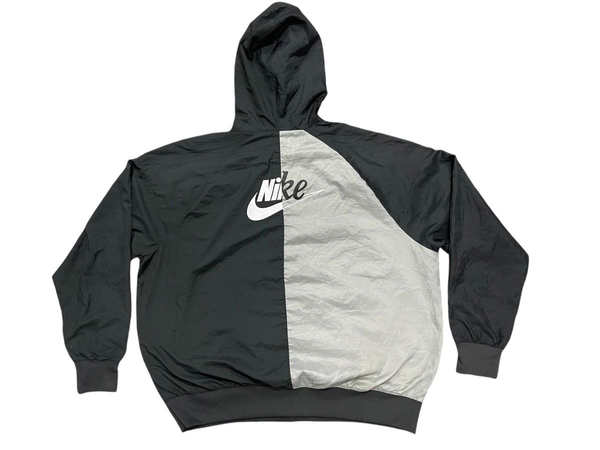 Nike 2000s NIKE RUNNING HOODIE WINDBREAKER 2 TONE Size US XXL / EU 58 / 5 - 2 Thumbnail