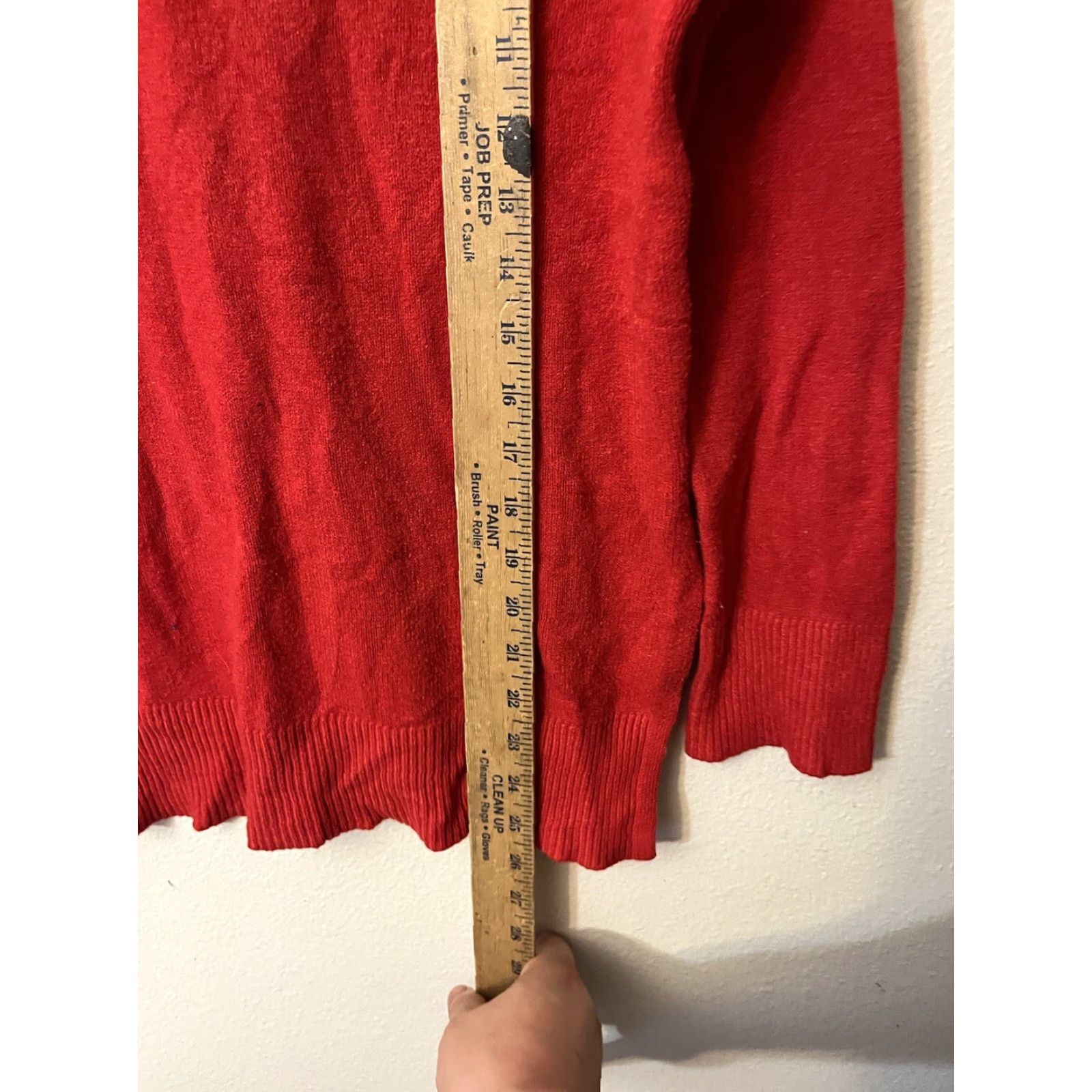 Vintage Tahari Sweater Womens S Red Long Sleeve Pullover Knit Viscose Blend Stretch casual Fall Winter Spring Mens Size S / US 4 / IT 40 - 5 Thumbnail