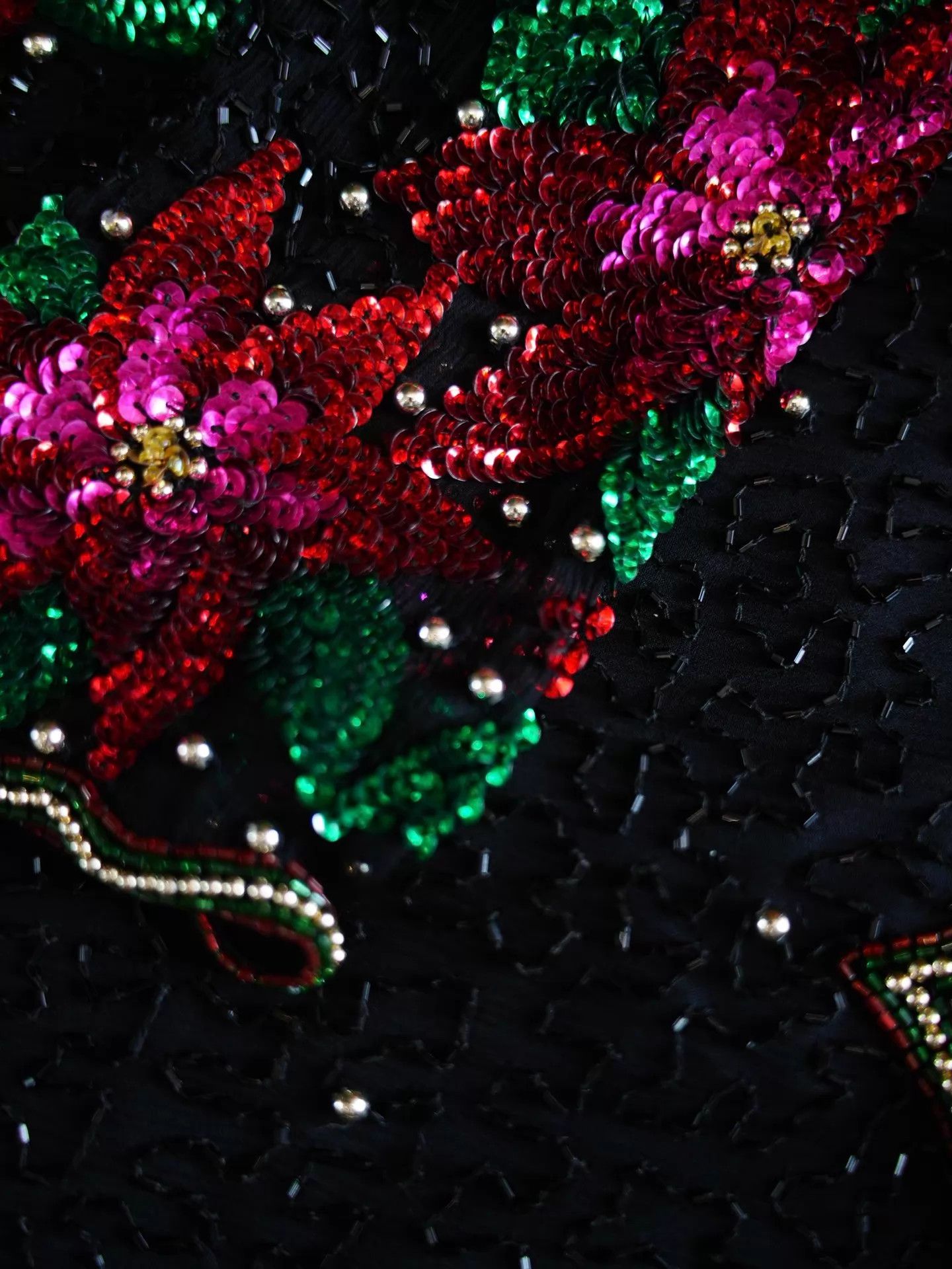 Other Vtg Black Silk Beaded Pearl Floral Embroidered Top Size M / US 6-8 / IT 42-44 - 9 Thumbnail