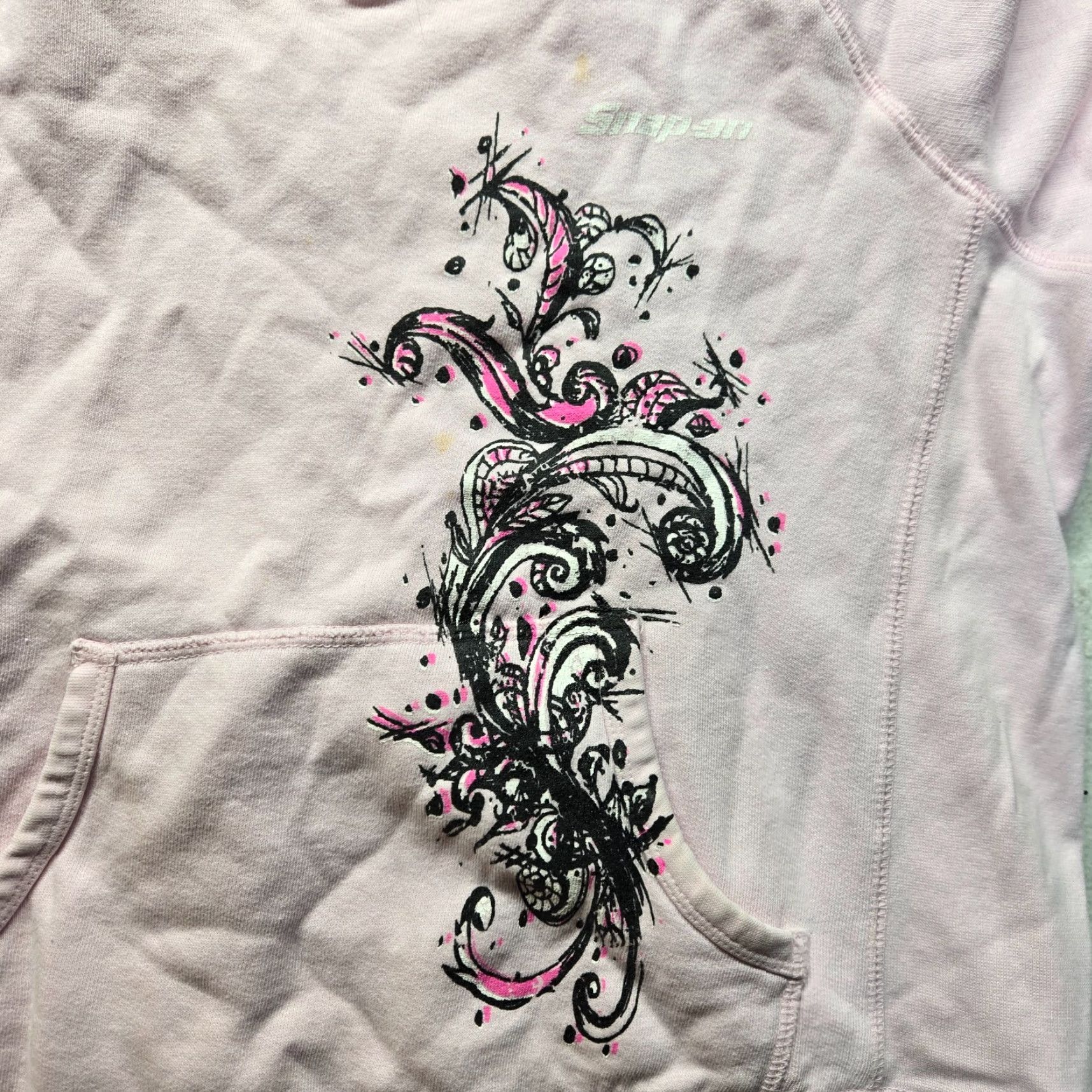 Comfort Colors Comfort Colors Pink Hoodie Shirt Adult S Small Womens Hoodie Pink Sweater 90s? Size S / US 4 / IT 40 - 2 Thumbnail