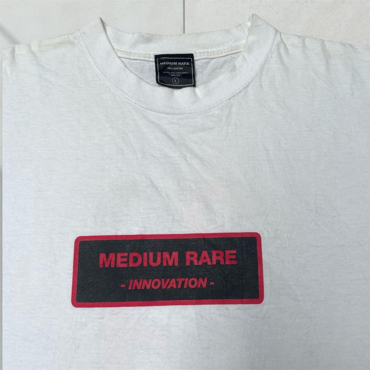 Japanese Brand MEDIUM RARE 2001 Japan Graphic T shirt Size US L / EU 52-54 / 3 - 2 Thumbnail