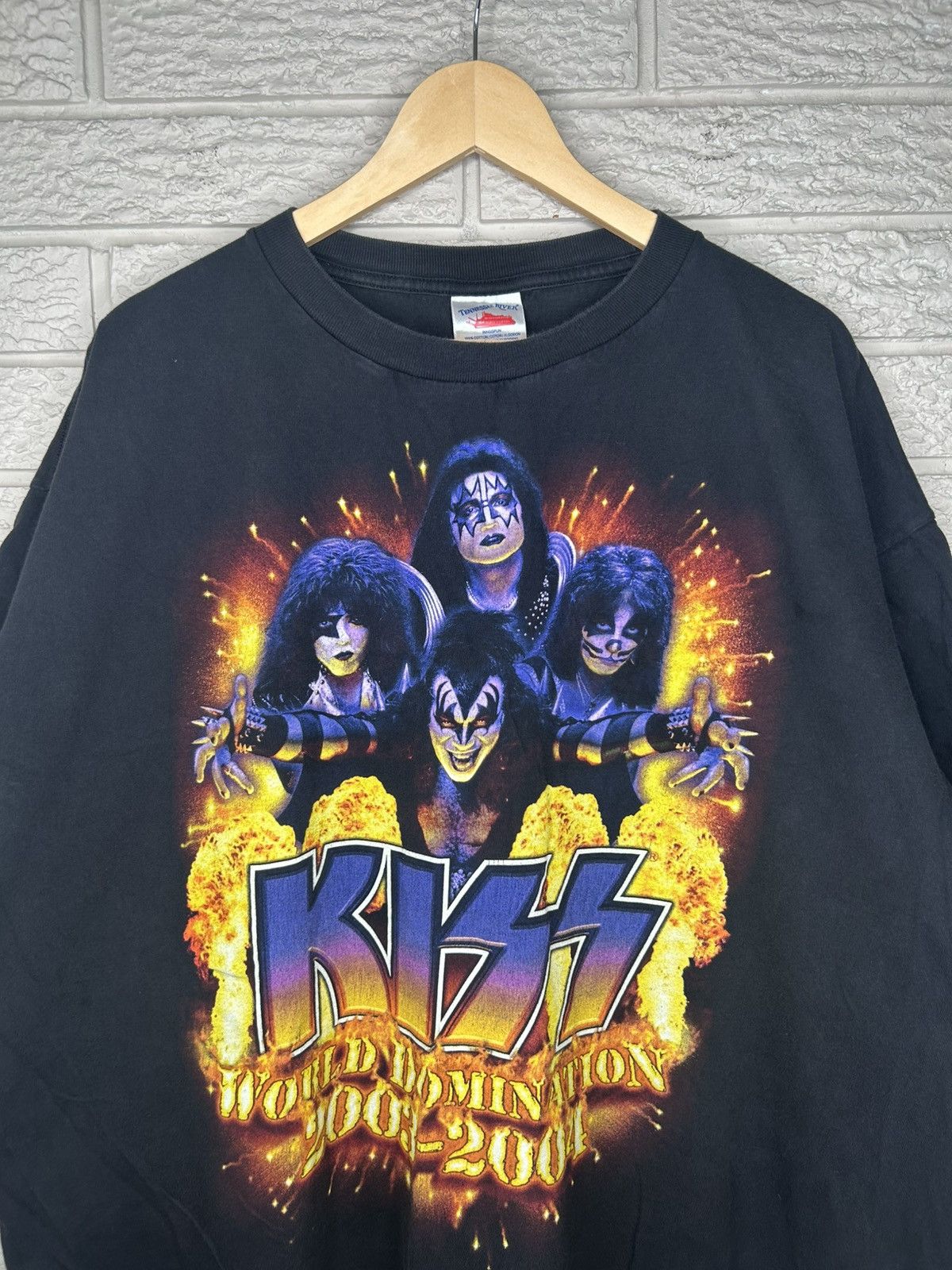 Band Tees Vintage Kiss World Domination Tour T Shirt Size US XL / EU 56 / 4 - 2 Thumbnail