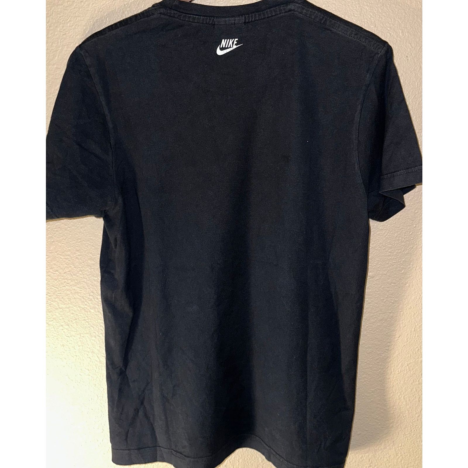 Nike • Nike Black Skull Graphic Tee 💀👟 Size M Medium Size US M / EU 48-50 / 2 - 2 Thumbnail