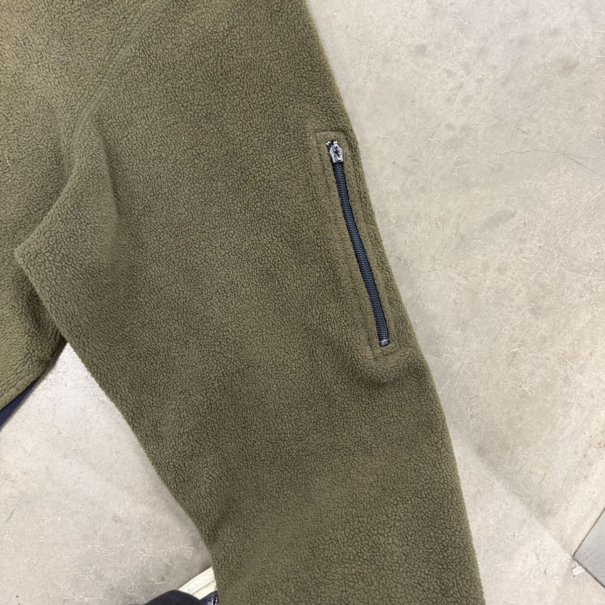 Old Navy Old Navy Olive Green Fleece Quarter Zip Pullover Size L Size US L / EU 52-54 / 3 - 4 Thumbnail