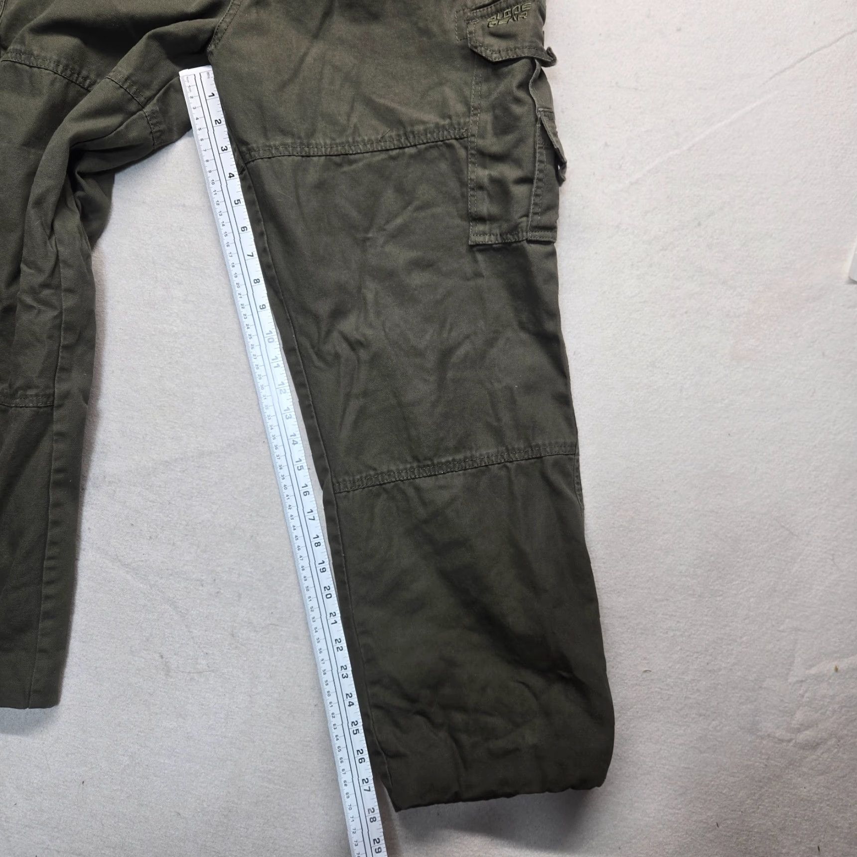 Vintage VINTAGE Guide Gear Cargo Flannel Lined Jeans Adults Mens 40x30 Gray Winter Fall Spring Casual High Rise Straight Fit Size US 40 / EU 56 - 7 Thumbnail