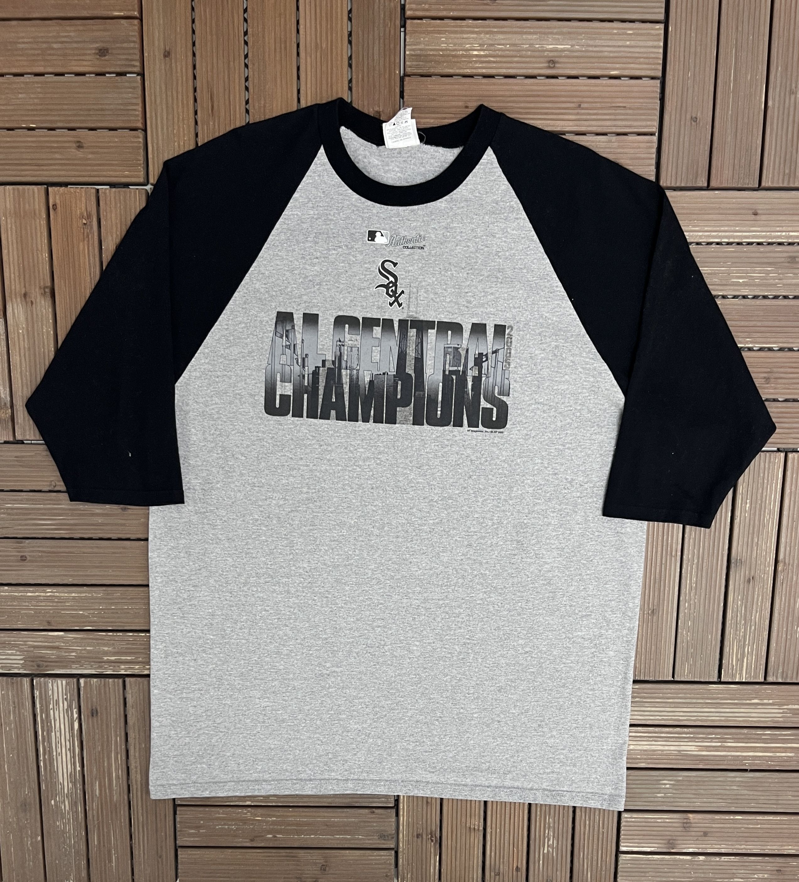 Vintage Chicago White Sox Division Champions 2005 Vintage Tee Size US XXL / EU 58 / 5 - 1 Thumbnail
