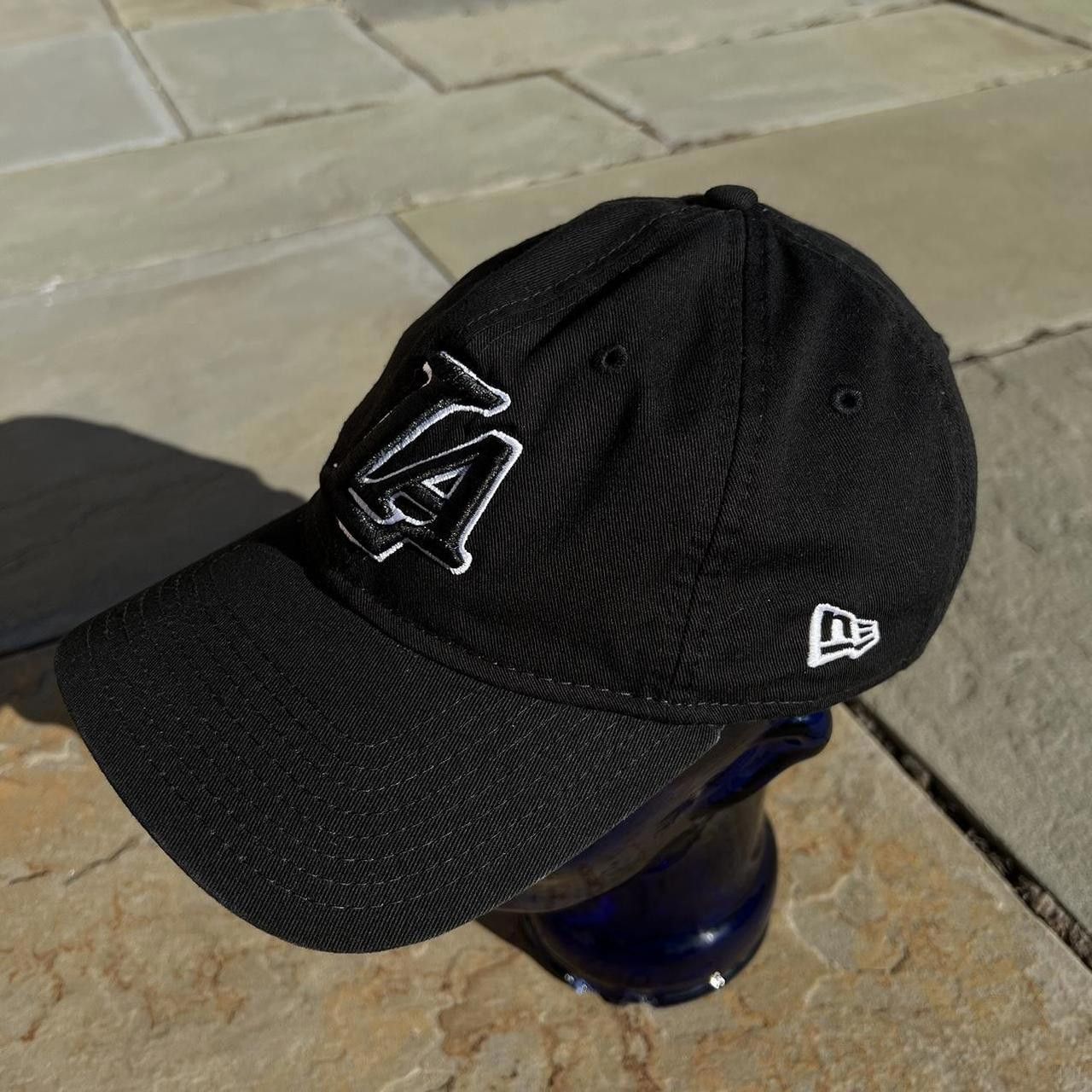 New Era Blacked Out LA Lakers New Era Strapback Hat Size ONE SIZE - 3 Thumbnail