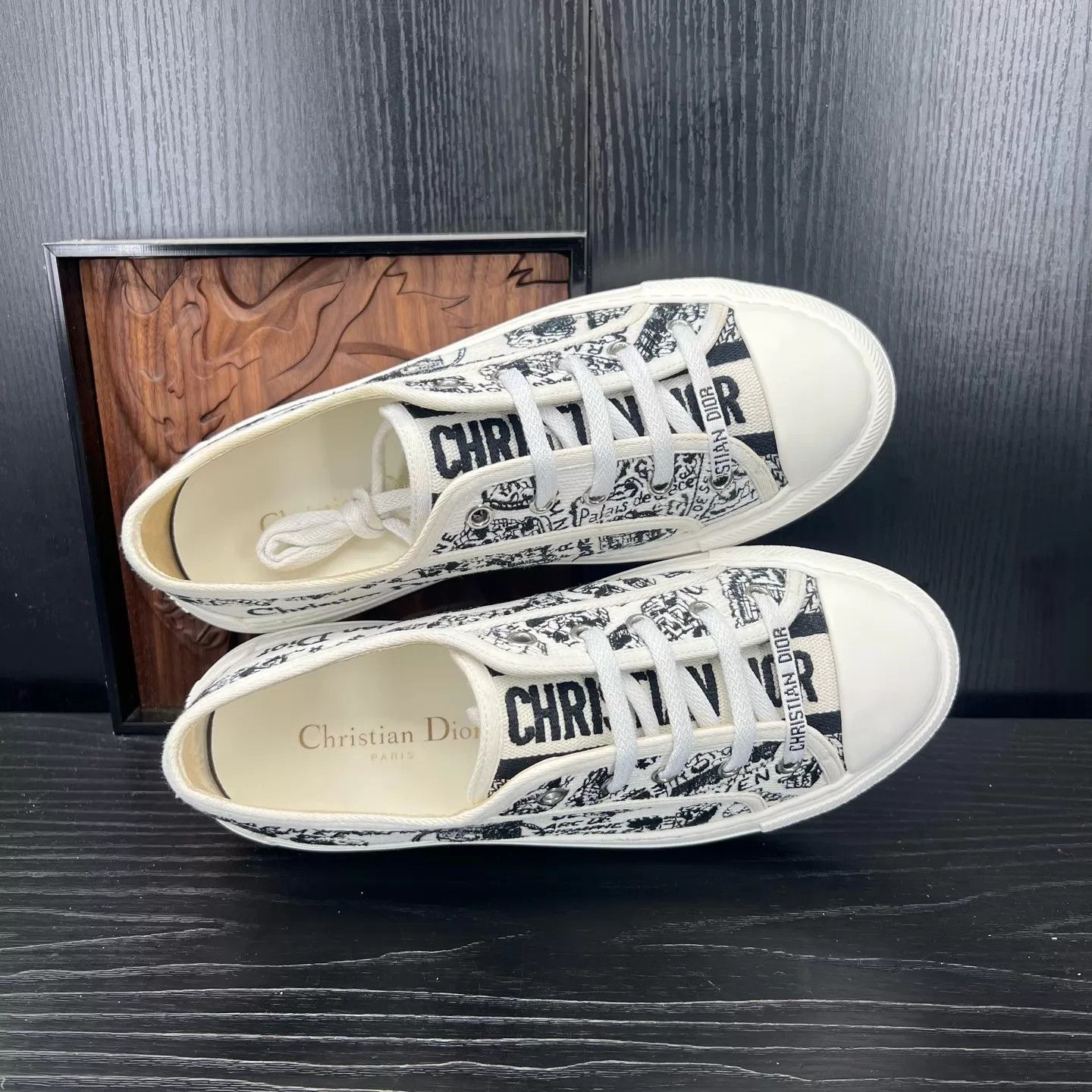 Dior Dior Walk Embroidered 38W Mint (OrgBox) Size US 7.5 / IT 37.5 - 2 Thumbnail