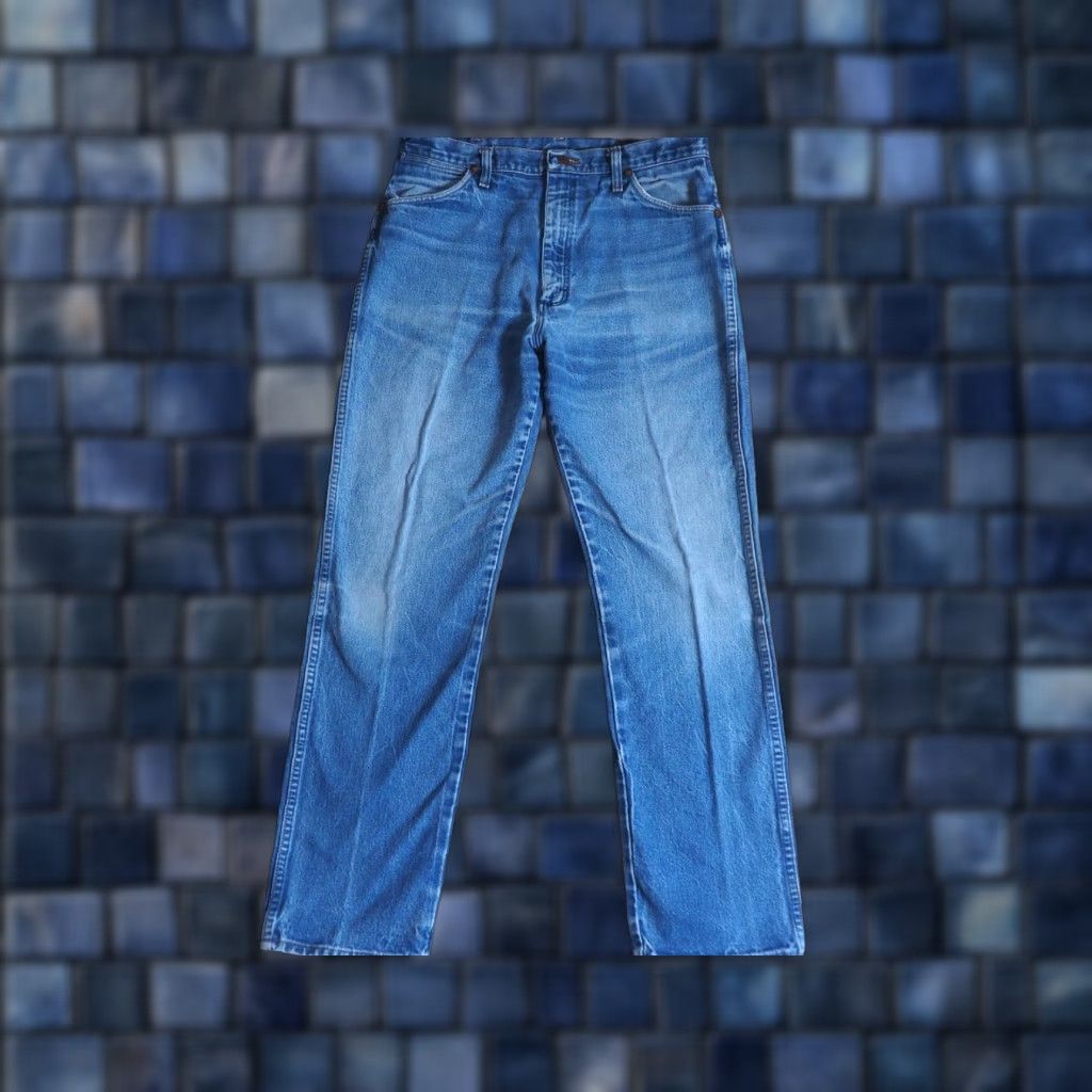 Wrangler VTG Wrangler Denim Jeans 33x30 USA Made 90s Blue Cowboy Mens Denim Pant Grunge Look Size US 33 - 1 Thumbnail