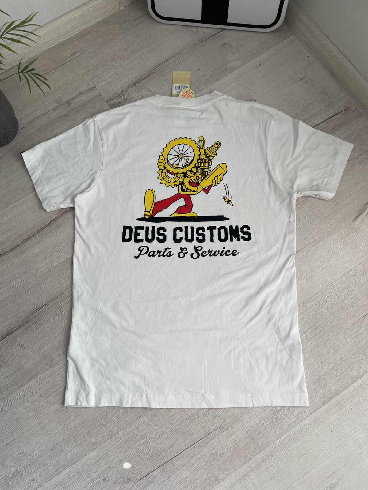 Deus Ex Machina New Tee Deus Customs Ex Machine Bike Service Racing Size US M / EU 48-50 / 2 - 3 Thumbnail