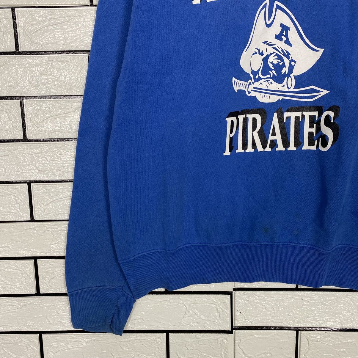 Vintage 📌Vintage Sweatshirt Crewneck Usa Alameda Pirates Big Logo Size US XL / EU 56 / 4 - 5 Thumbnail