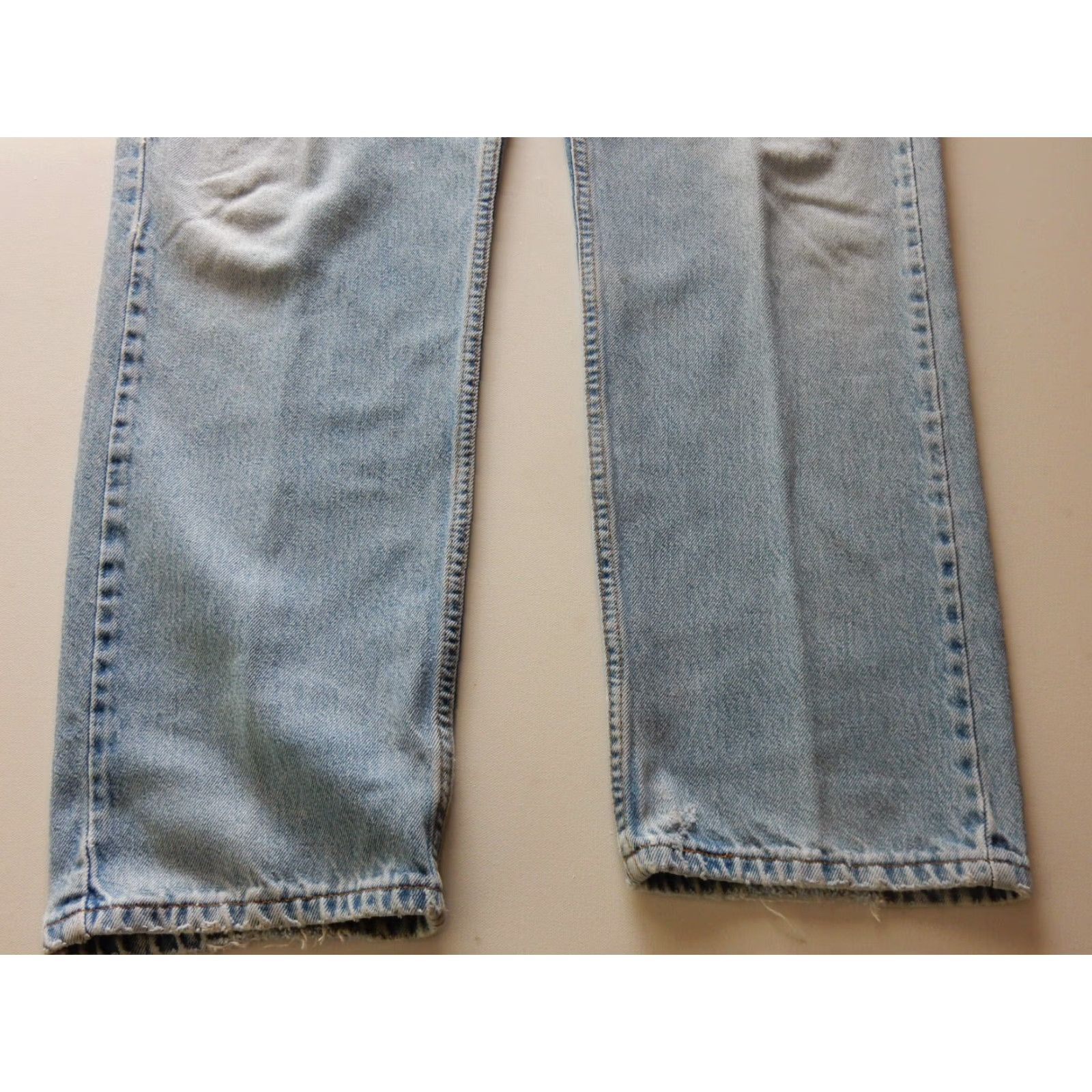 Levi's VINTAGE Levi's Jeans Men Canada Made 505 Straight Fit Denim Blue Size 36x30 Size US 36 / EU 52 - 2 Thumbnail
