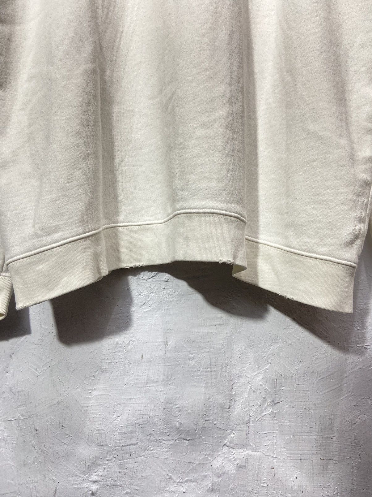 Raf Simons Raf Simons The Others Distressed FW20/21 Sweatshirt Size US XL / EU 56 / 4 - 13 Thumbnail